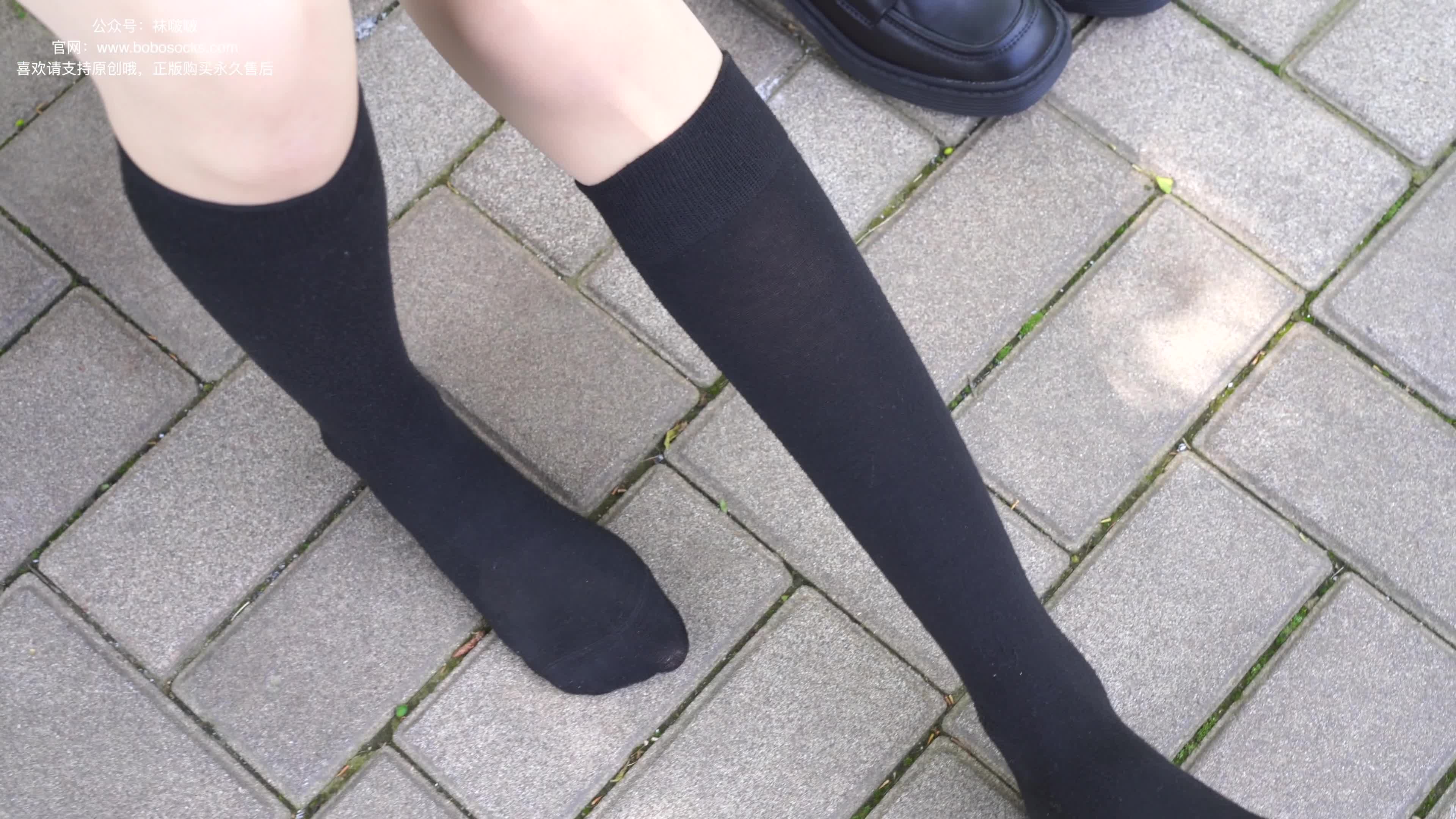 图片[3]-BoBoSocks袜啵啵_NO.007_稚予_JK制服_皮鞋_黑色中筒棉袜_肉丝_143P_1V_3.48GB-丽丝屋