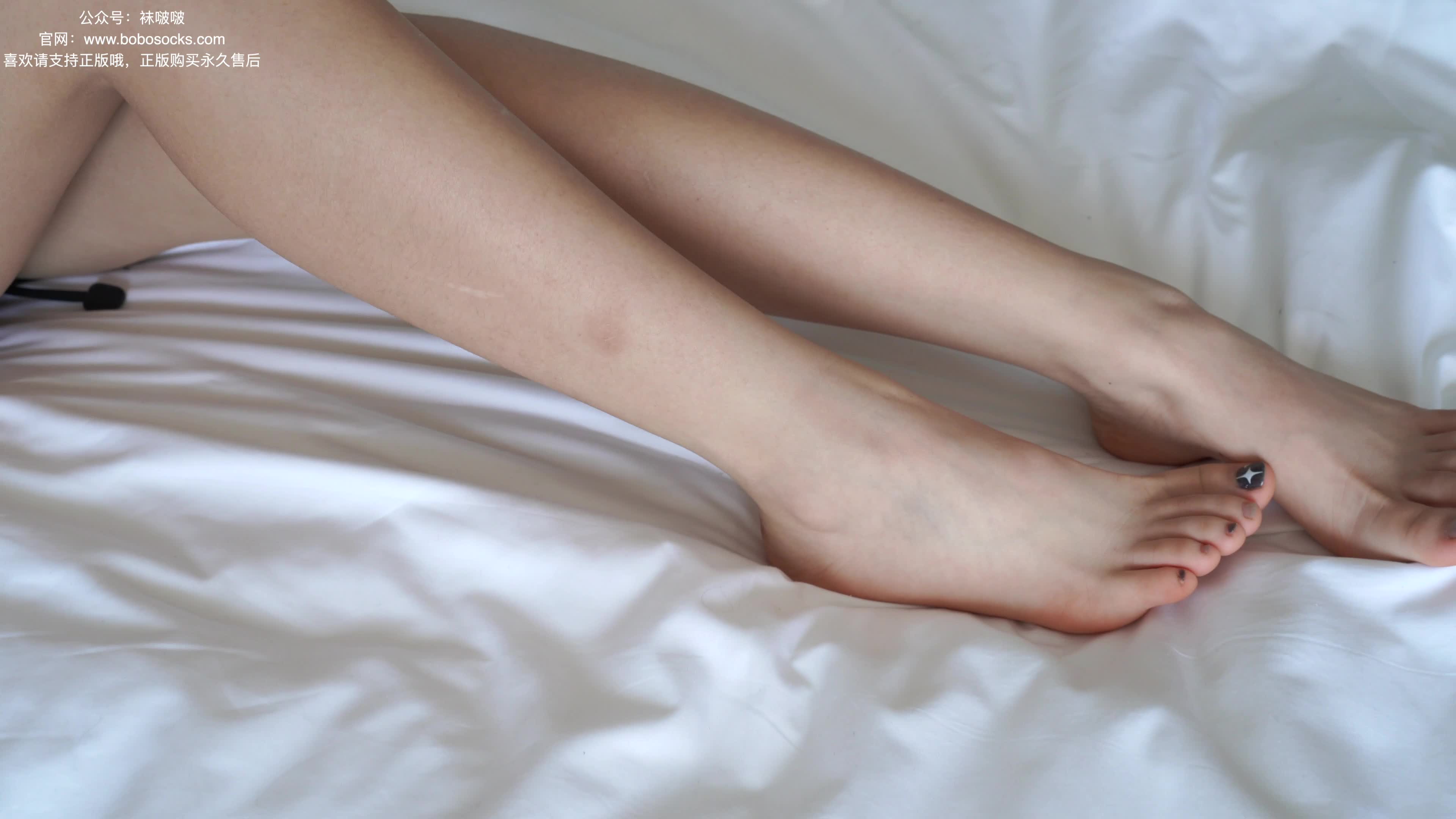 图片[5]-BoBoSocks袜啵啵_NO.009_果冻_耐克板鞋_白棉袜_裸足_130P_1V_5.84GB-丽丝屋