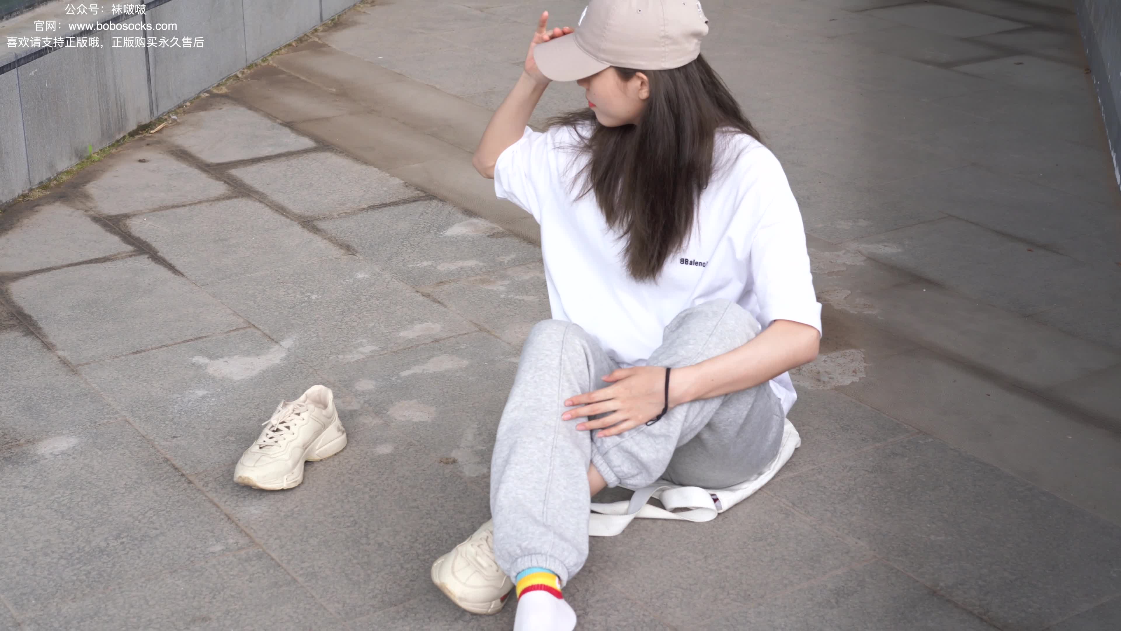 图片[2]-BoBoSocks袜啵啵_NO.012_泡芙_运动鞋_白棉袜_裸足_132P_1V_3.64GB-丽丝屋