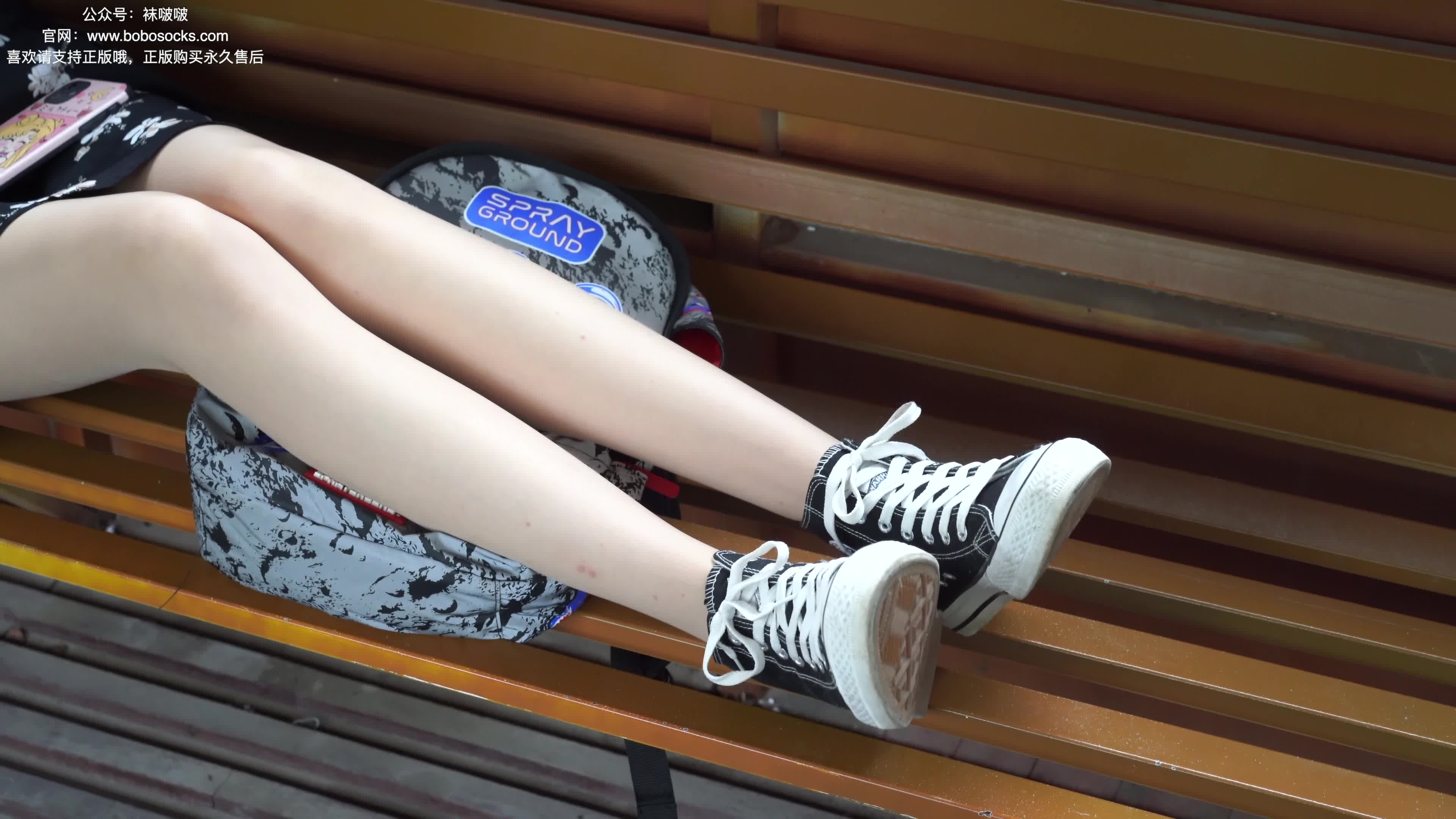 图片[3]-BoBoSocks袜啵啵_NO.013_小甜豆_匡威帆布鞋_浅灰色短棉袜_肉丝_132P_1V_8.07GB-丽丝屋