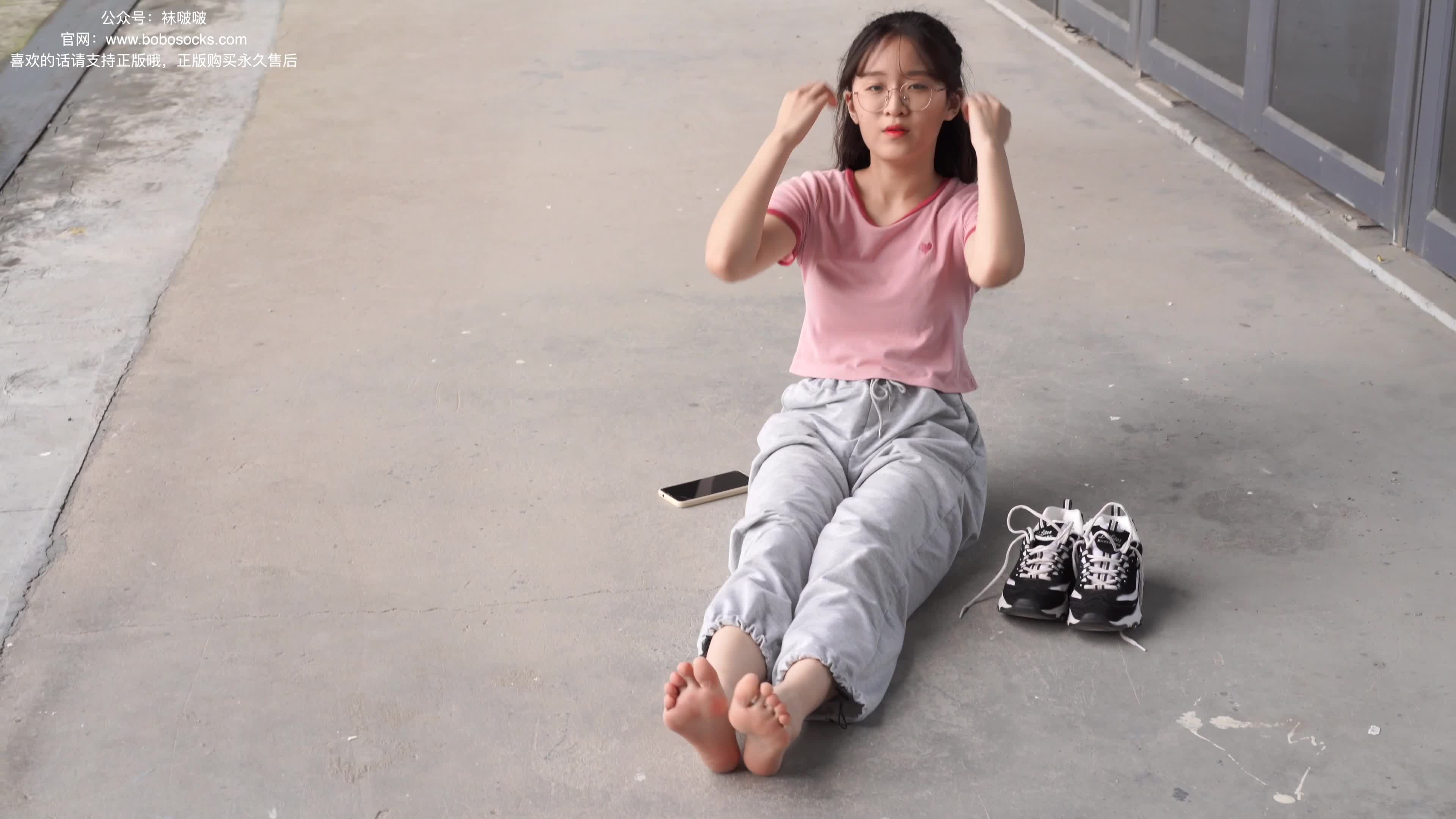 图片[5]-BoBoSocks袜啵啵_NO.016_熊熊_斯凯奇运动鞋_棉袜_踩脏_裸足_147P_1V_4.71GB-丽丝屋