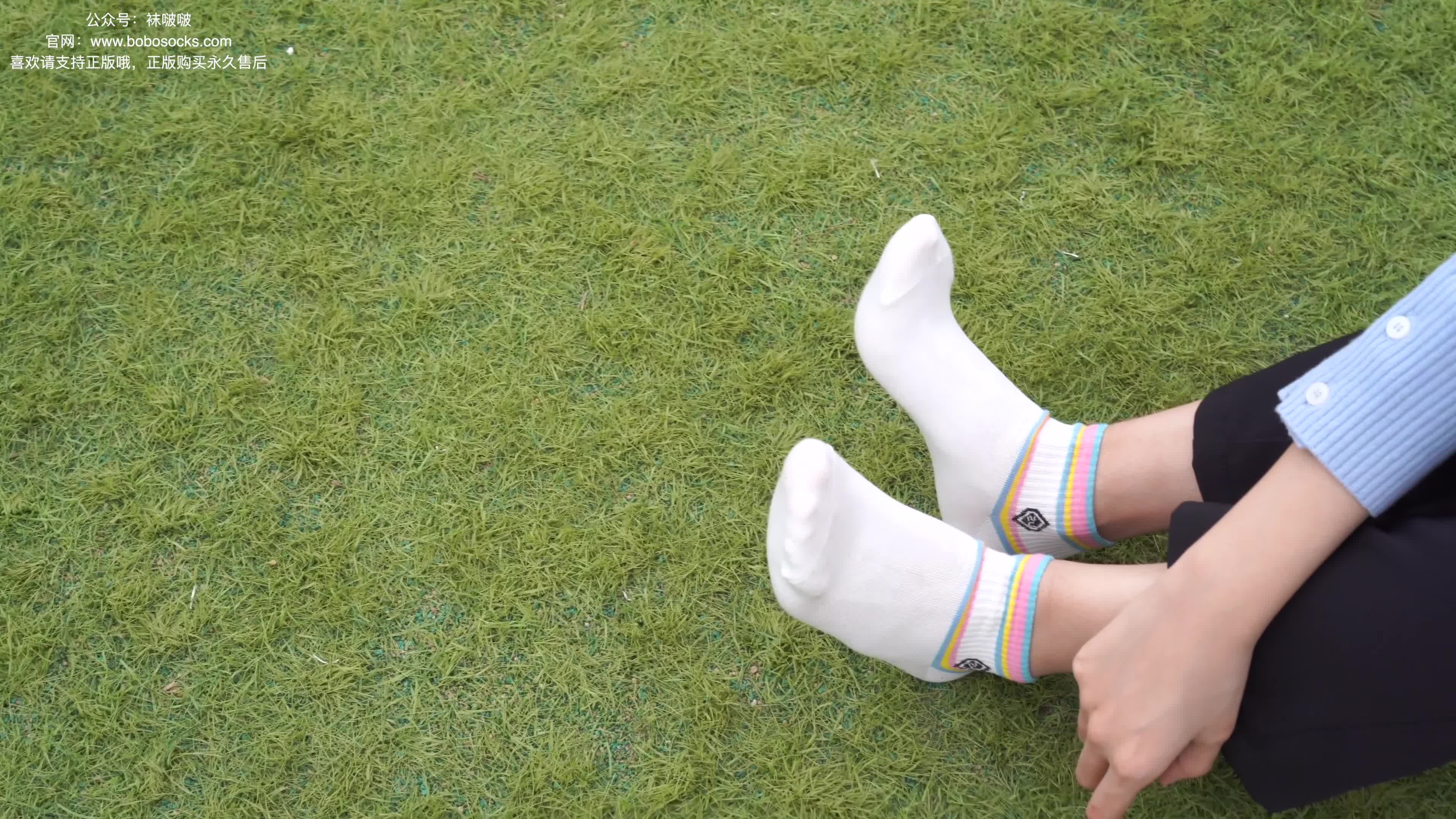 图片[2]-BoBoSocks袜啵啵_NO.021_泡芙_板鞋_白棉袜_裸足_131P_1V_3.12GB-丽丝屋