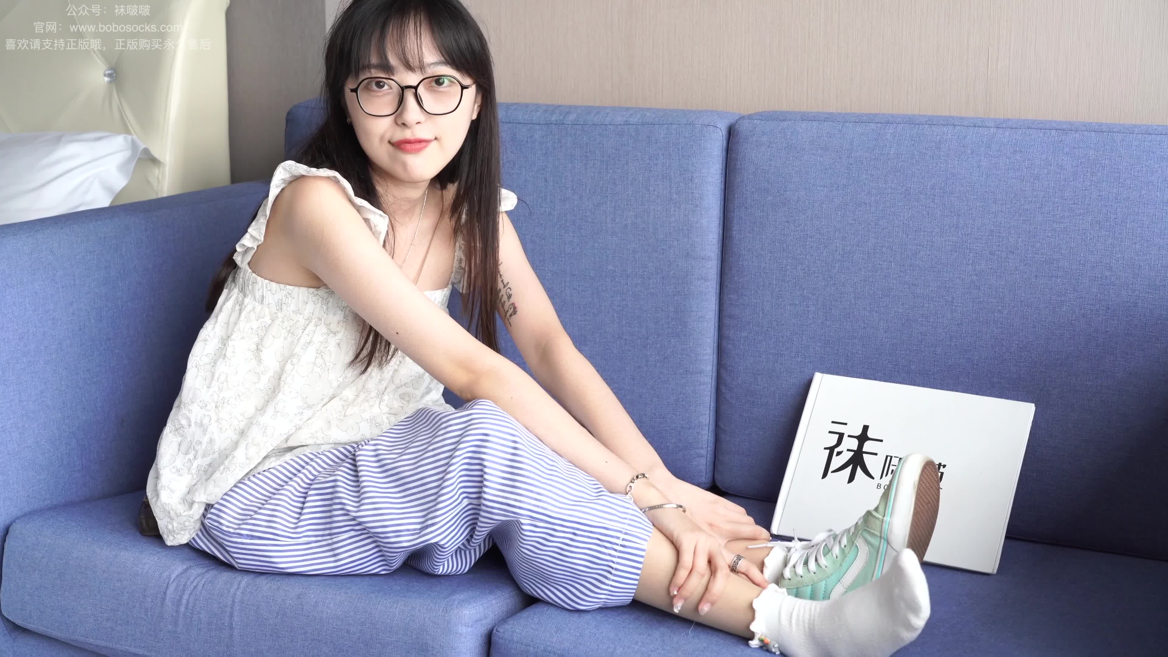 图片[2]-BoBoSocks袜啵啵_NO.027_稚予_vans_白色棉袜_肉丝_136P_1V_3.35GB-丽丝屋