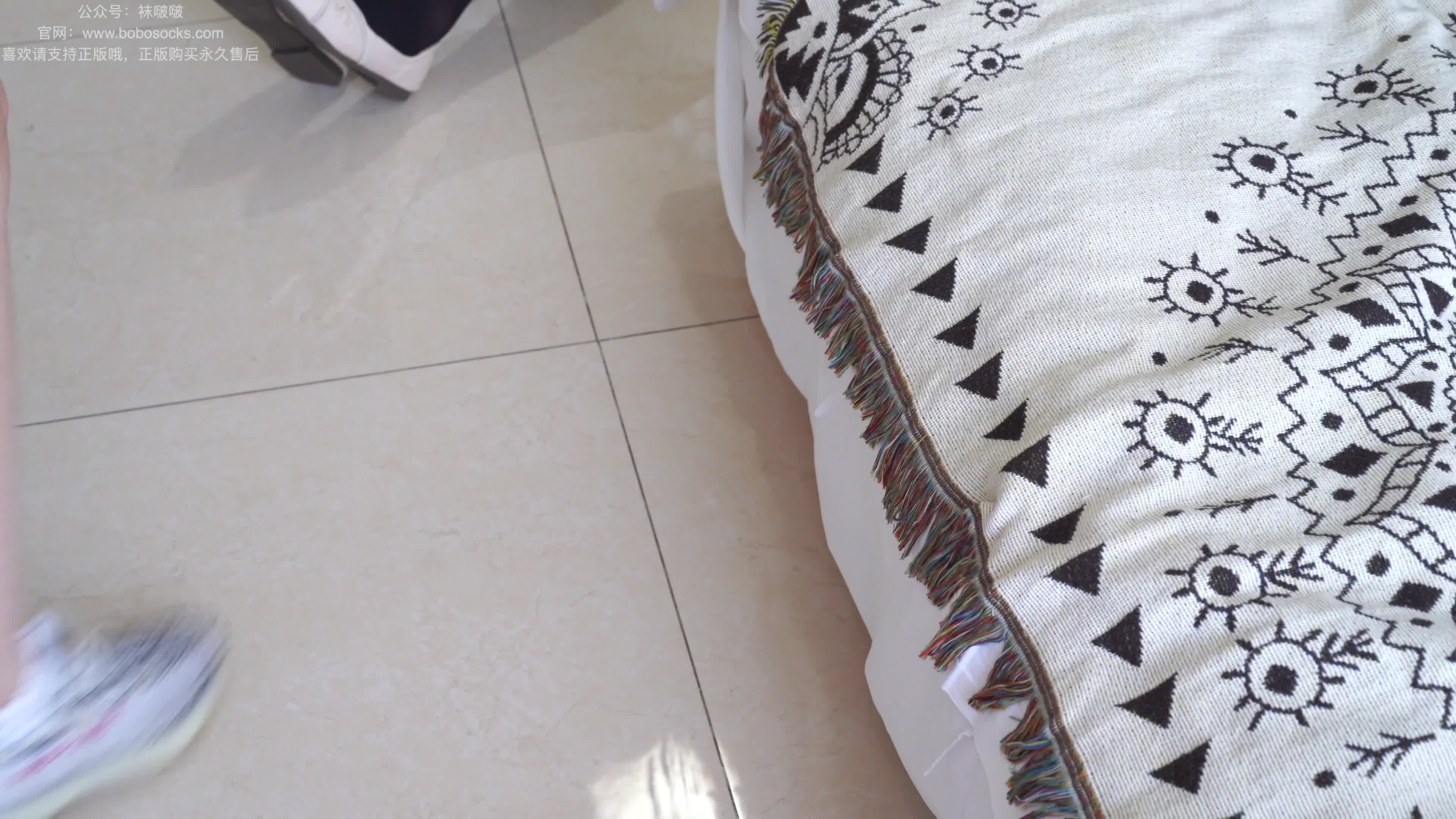 BoBoSocks袜啵啵_NO.029_小甜豆_平底鞋_厚黑丝_厚肉丝_踩饼干剧情_144P_1V_4.08GB-丽丝屋