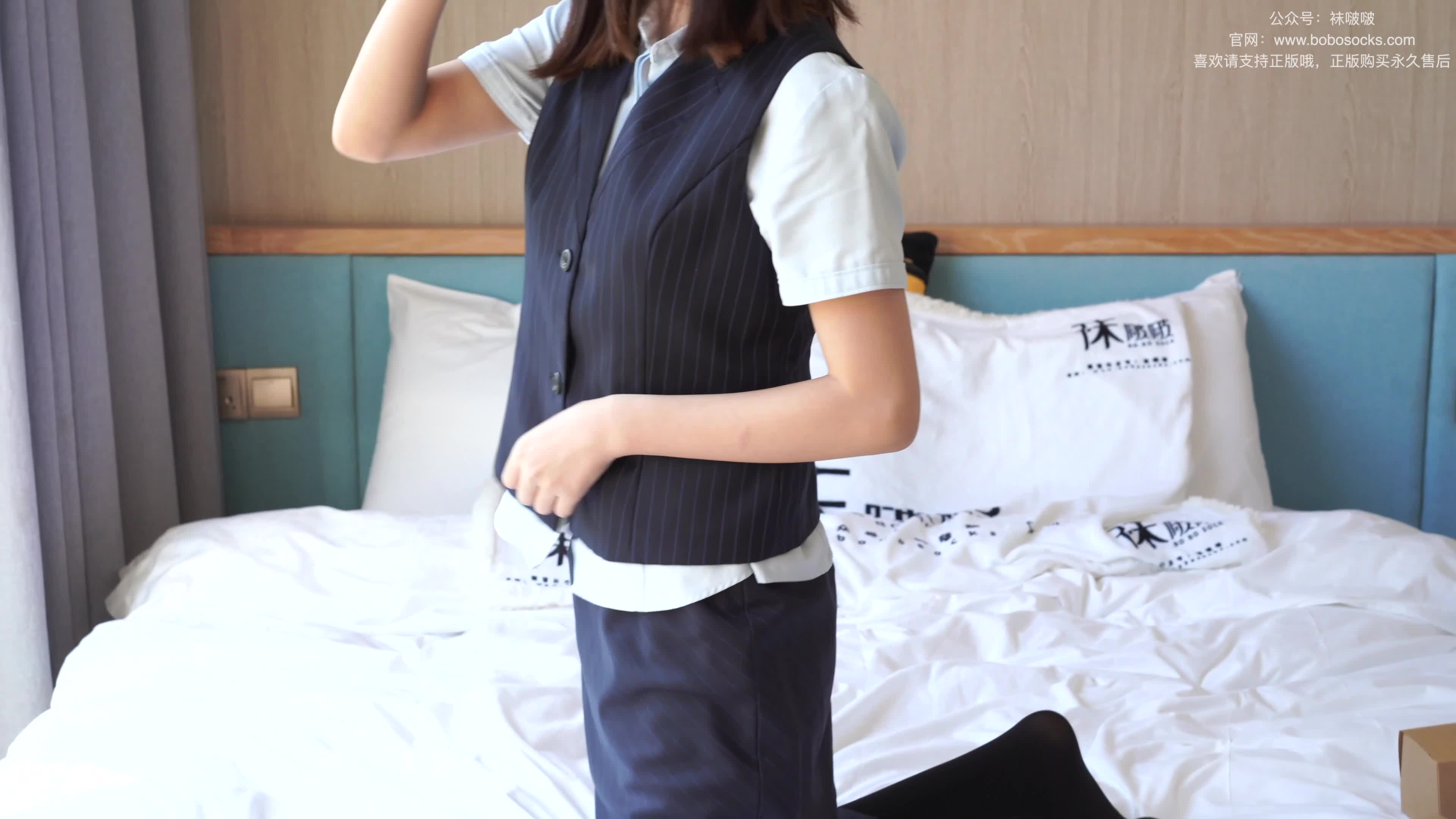 图片[4]-BoBoSocks袜啵啵_NO.038_小甜豆_建行行服_高跟鞋_厚黑丝_131P_1V_6.37GB-丽丝屋