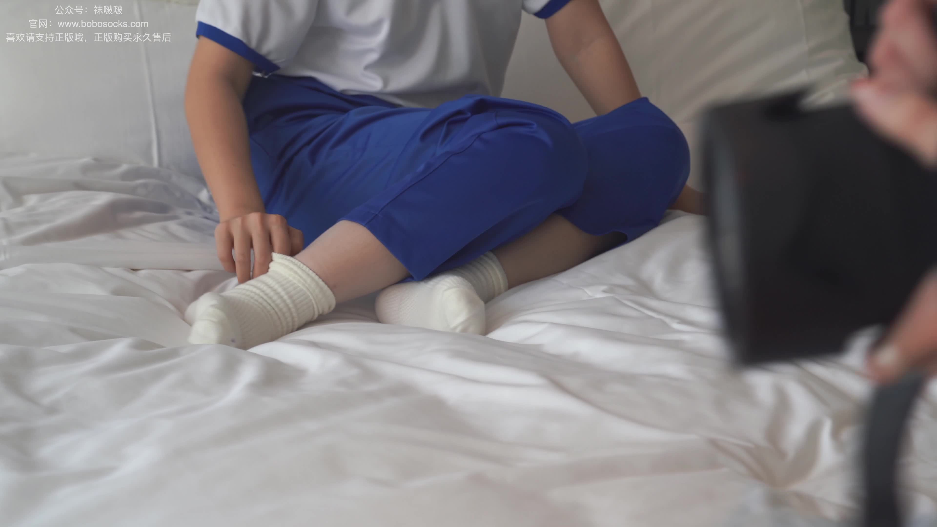 图片[4]-BoBoSocks袜啵啵_NO.042_砂糖_校服_板鞋_白棉袜_油亮白丝_139P_1V_6.72GB-丽丝屋