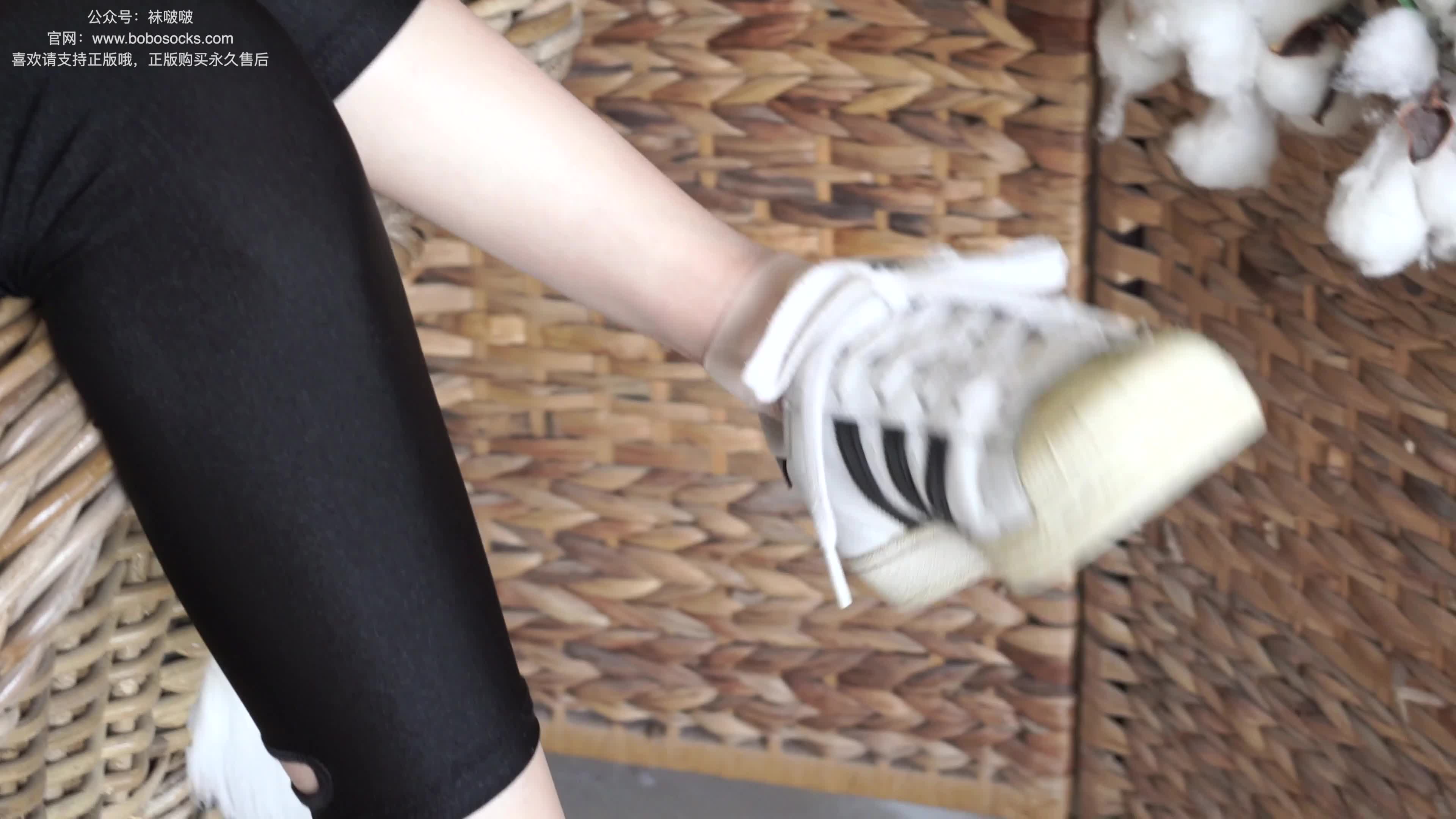 图片[2]-BoBoSocks袜啵啵_NO.044_稚予_贝壳头_匡威帆布鞋_短肉丝_154P_1V_5.39GB-丽丝屋