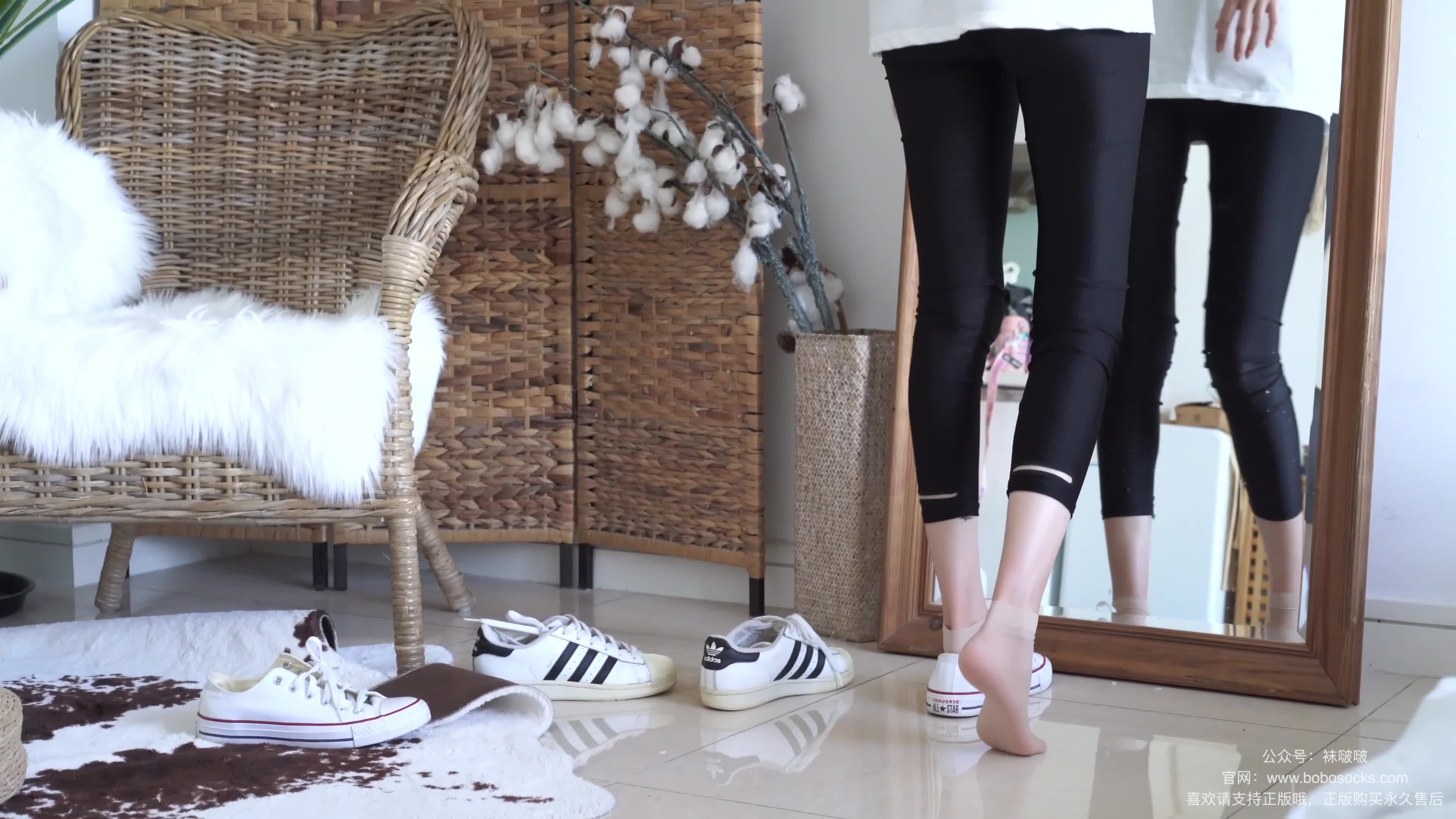 图片[4]-BoBoSocks袜啵啵_NO.044_稚予_贝壳头_匡威帆布鞋_短肉丝_154P_1V_5.39GB-丽丝屋