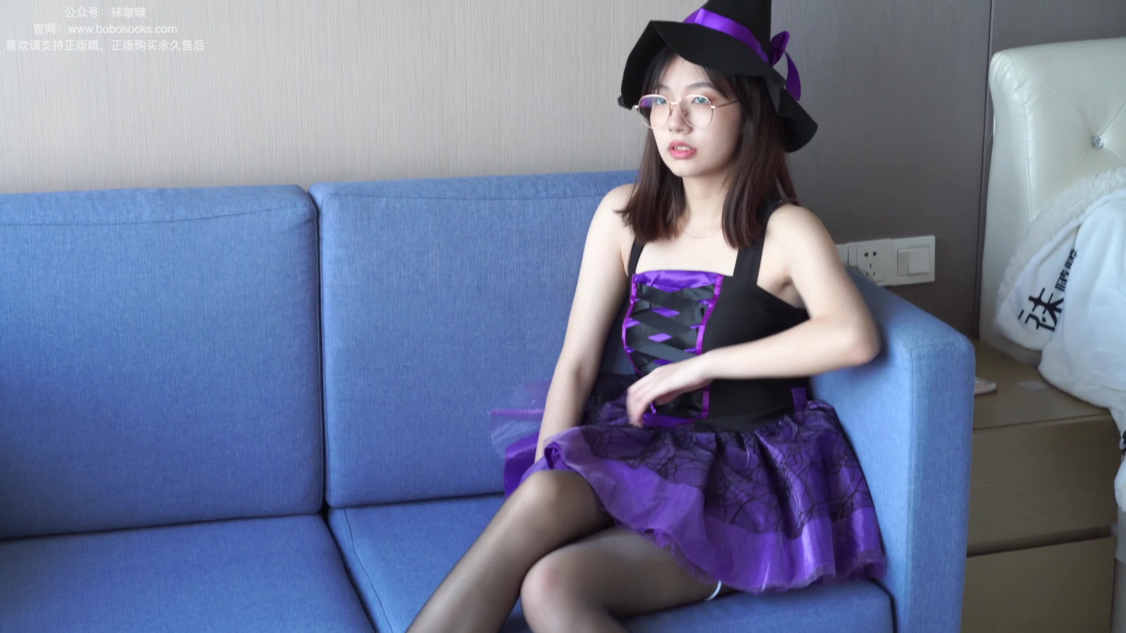 图片[2]-BoBoSocks袜啵啵_NO.045_小甜豆_小魔女装_高跟凉鞋_油亮黑丝_131P_1V_6.64GB-丽丝屋