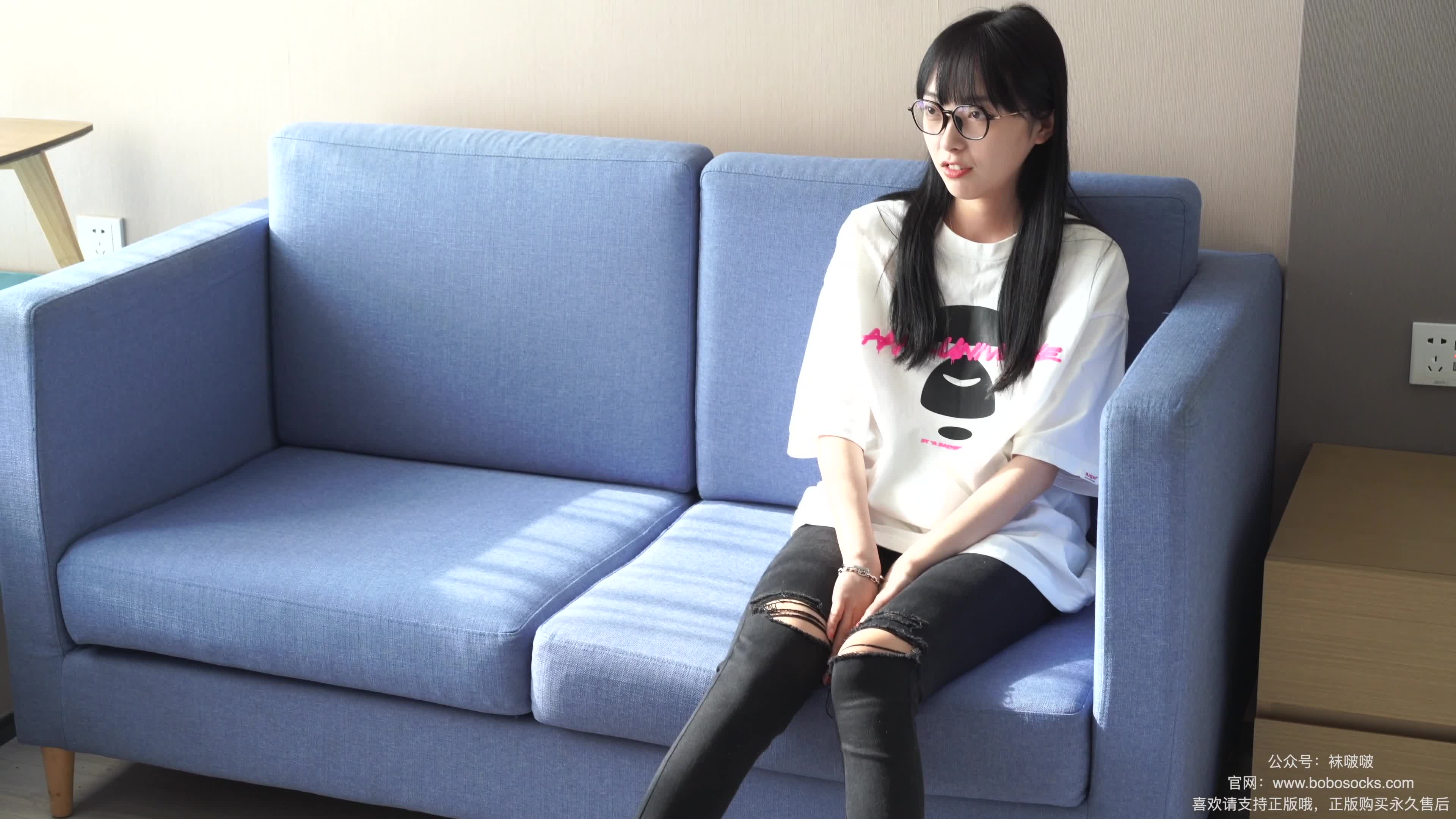 图片[4]-BoBoSocks袜啵啵_NO.055_稚予_斯凯奇运动鞋_白棉袜_黑棉袜_139P_1V_6.67GB-丽丝屋