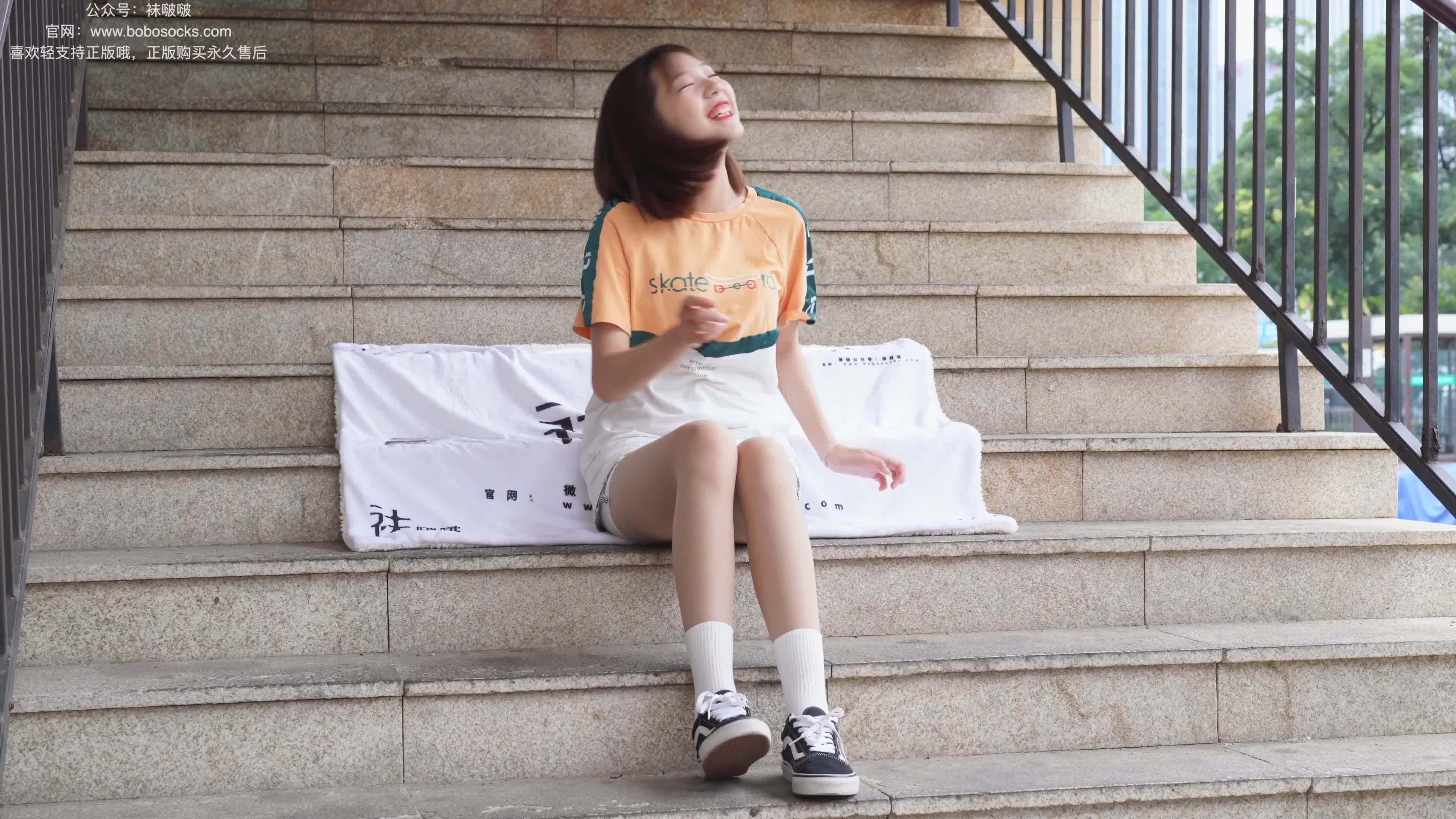 BoBoSocks袜啵啵_NO.069_小甜豆_vans板鞋_白棉袜_肉丝_135P_1V_7.78GB-丽丝屋