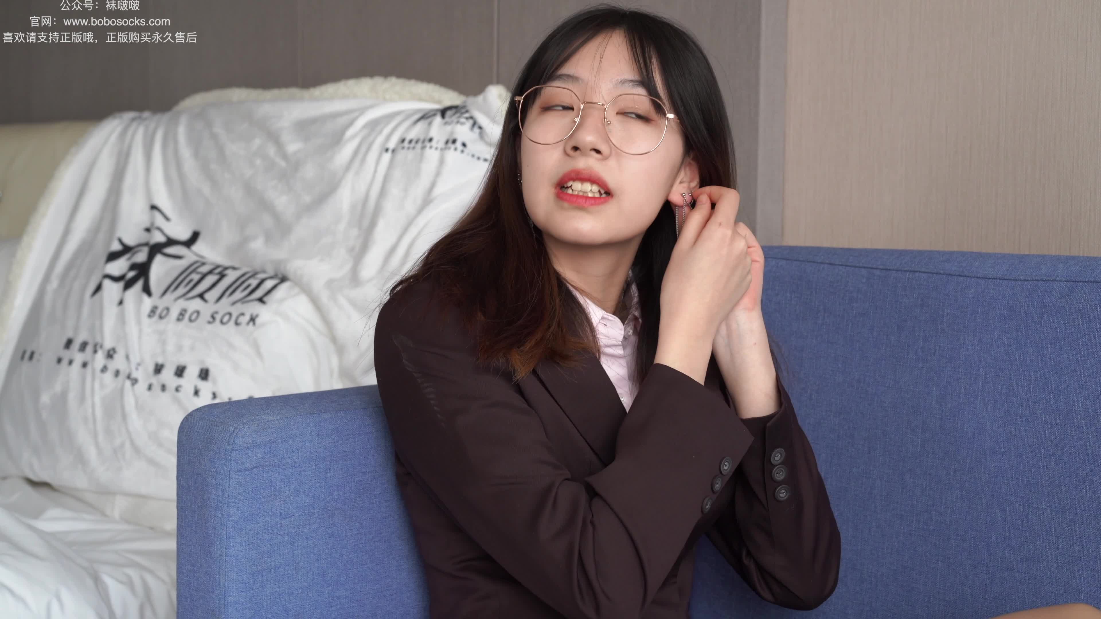 BoBoSocks袜啵啵_NO.078_小甜豆_招行制服_平底鞋_灰丝_139P_1V_5.96GB-丽丝屋