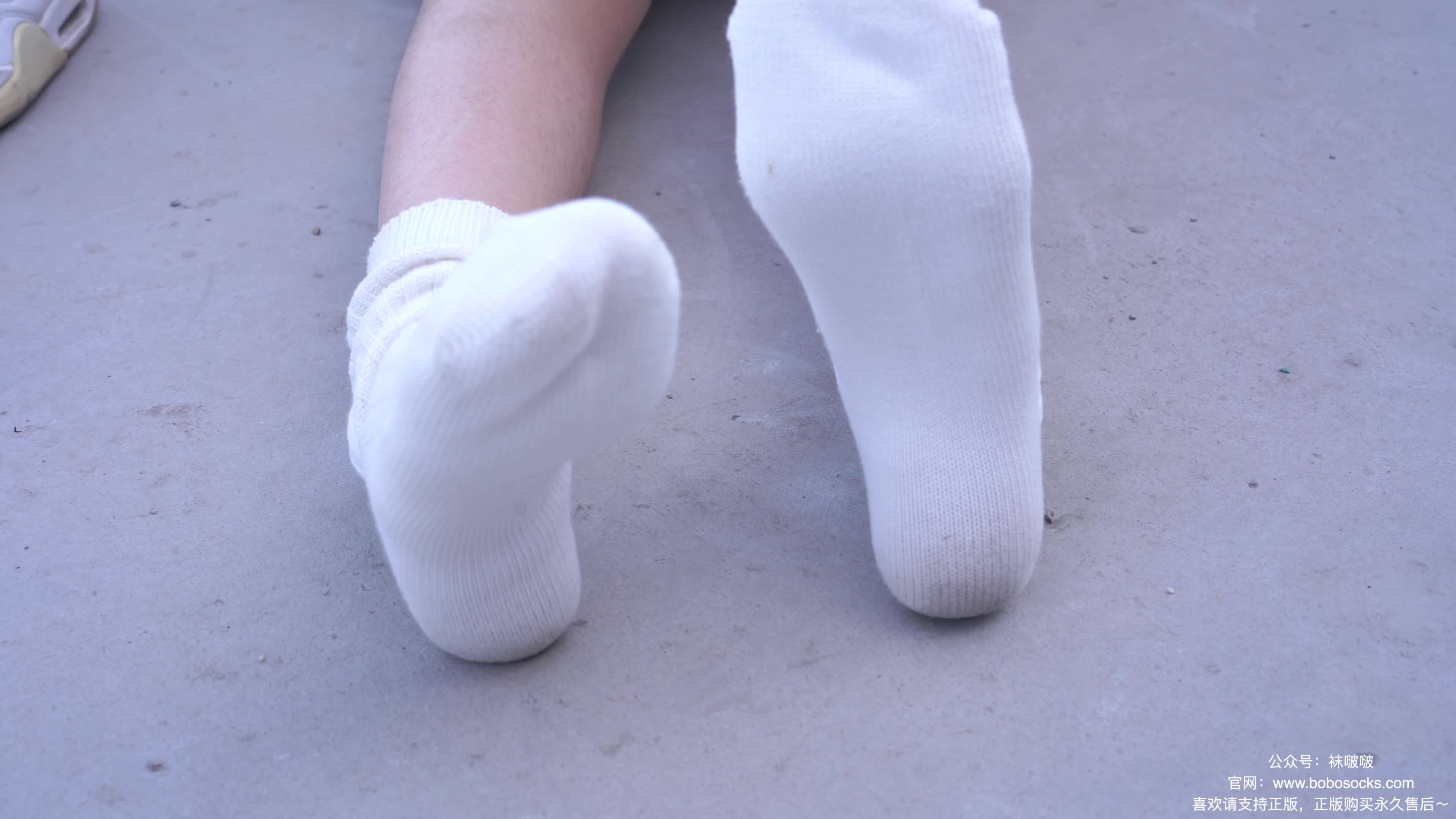 图片[4]-BoBoSocks袜啵啵_NO.103_稚予_AJ篮球鞋_白棉袜_裸足_134P_1V_2.51GB-丽丝屋