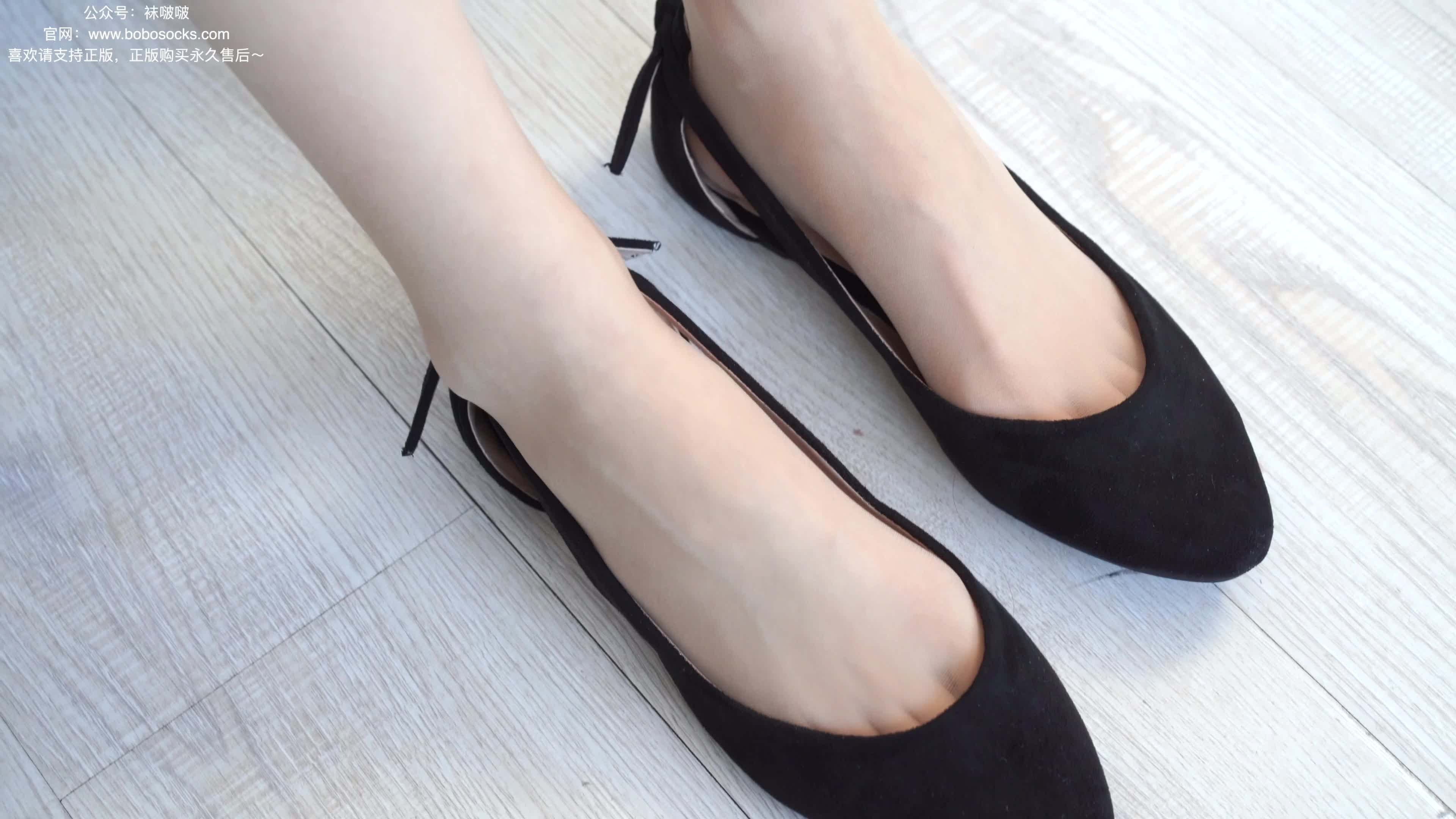 BoBoSocks袜啵啵_NO.115_稚予_平底鞋_肉丝_空姐制服_136P_1V_5.39GB-丽丝屋