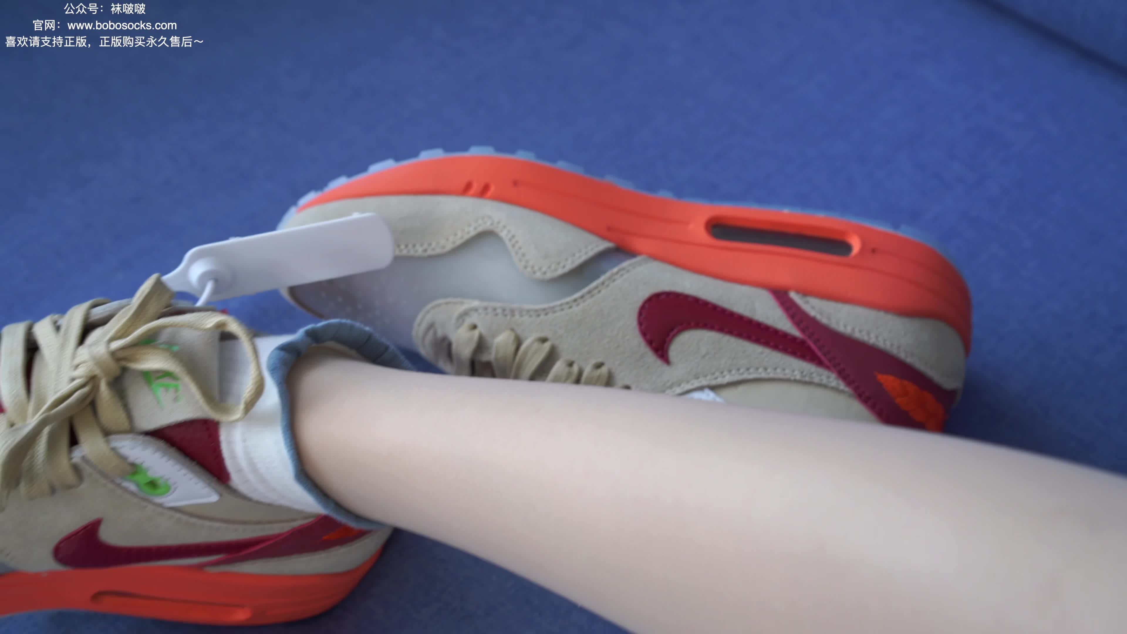图片[2]-BoBoSocks袜啵啵_NO.118_稚予_运动鞋_白棉袜_肉丝_踩小熊玩偶_140P_1V_5.86GB-丽丝屋