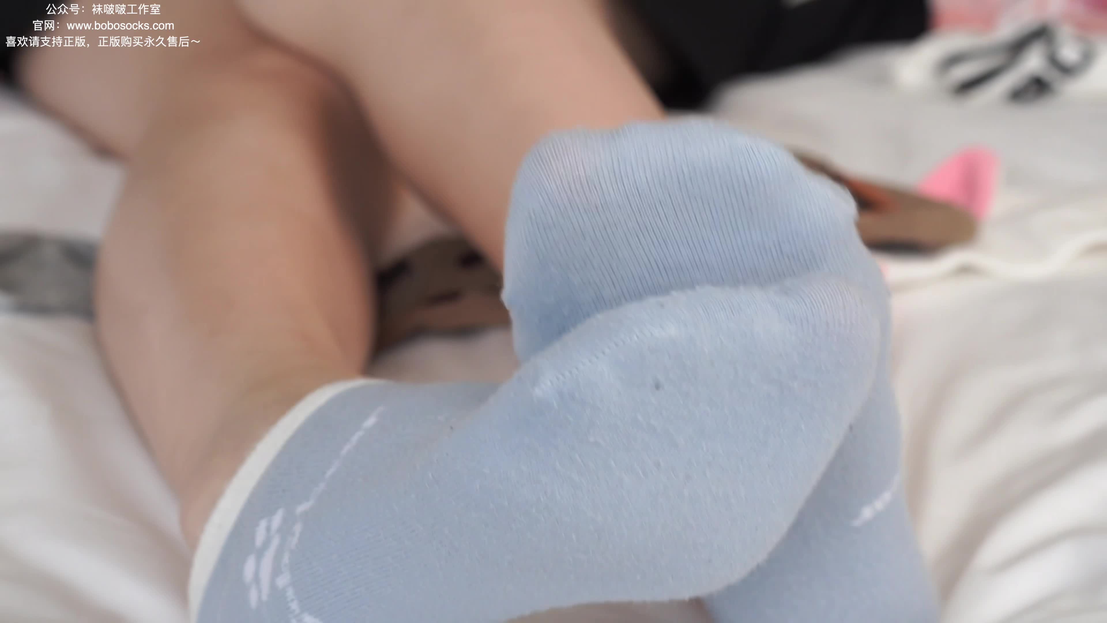 BoBoSocks袜啵啵_NO.127_稚予_麦昆板鞋_两双自然穿旧棉袜_裸足_139P_1V_5.64GB-丽丝屋