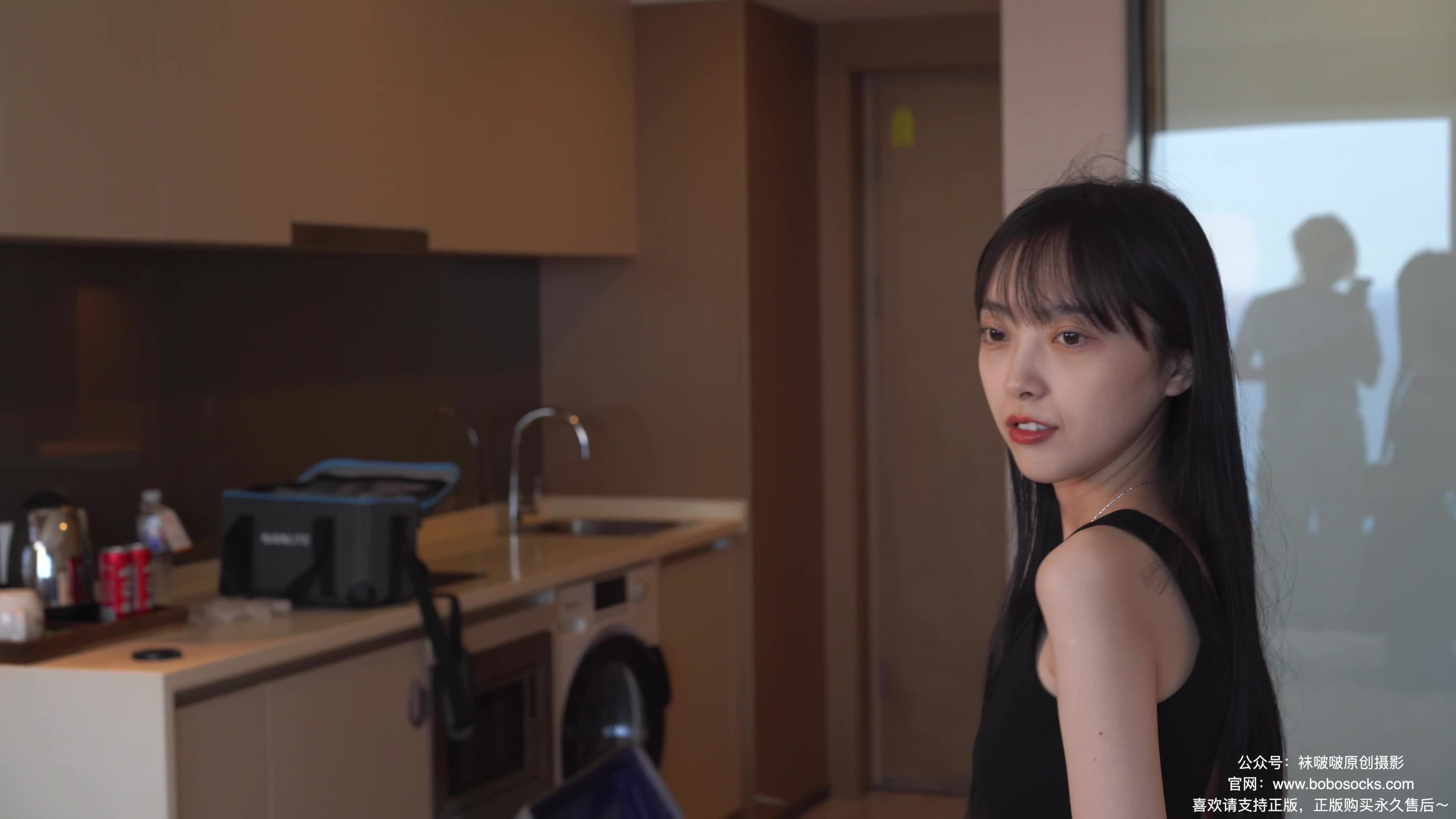 图片[5]-BoBoSocks袜啵啵_NO.130_稚予_两双穿脏篮球鞋_厚黑丝_145P_1V_5.90GB-丽丝屋