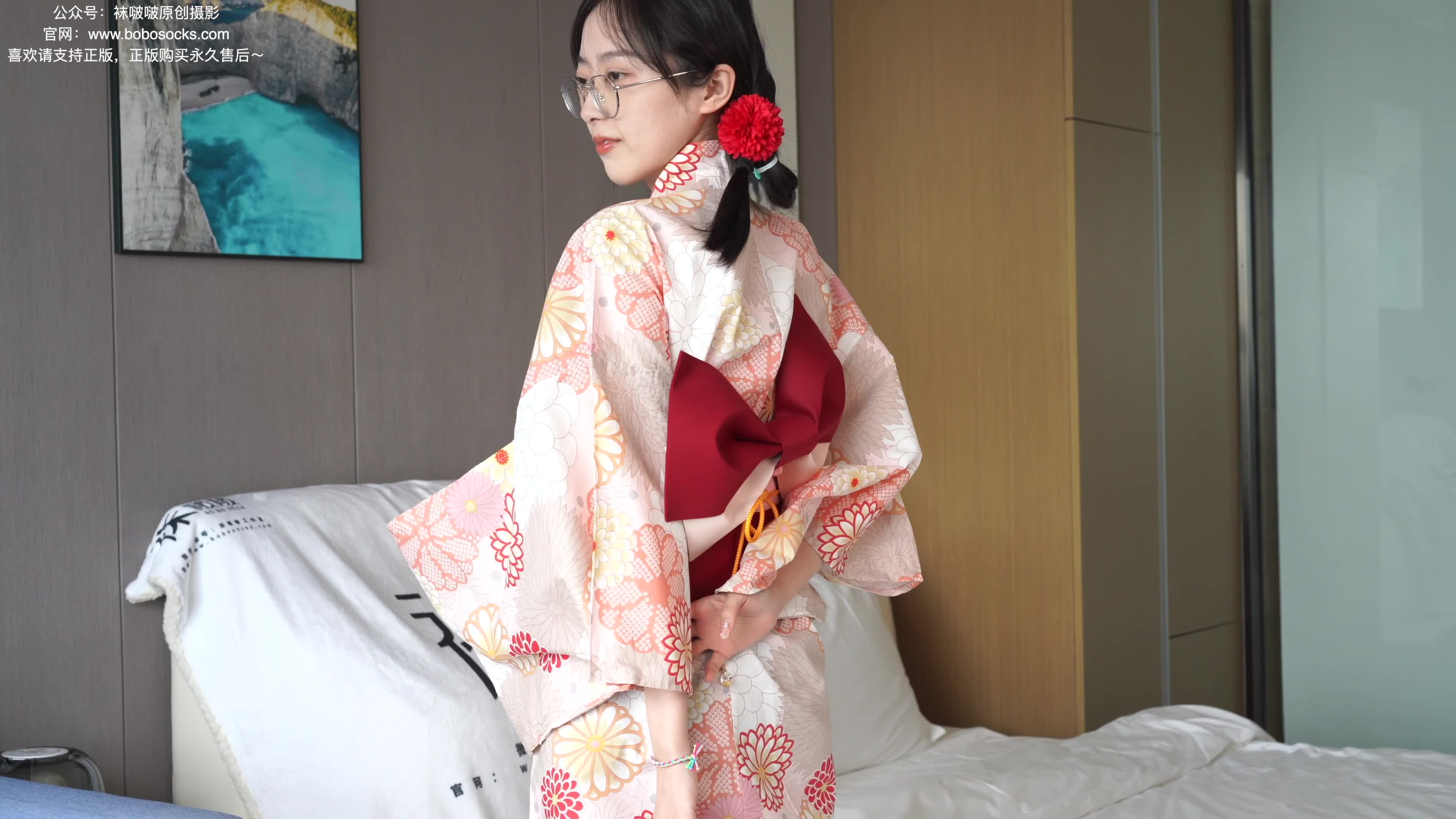 图片[2]-BoBoSocks袜啵啵_NO.137_稚予_木屐_分指白棉袜_裸足_和风浴衣_170P1V_6.04G-丽丝屋