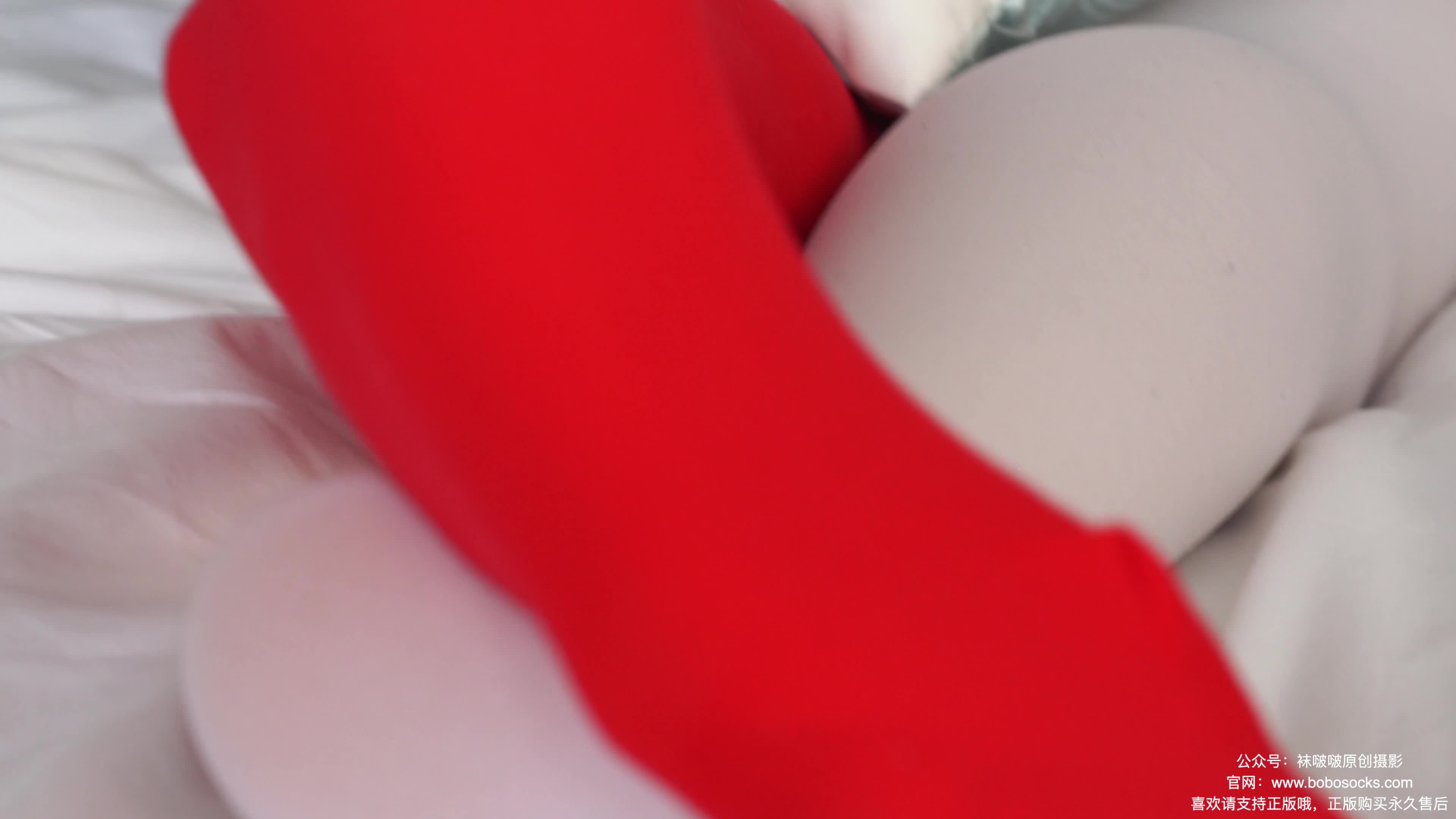 图片[4]-BoBoSocks袜啵啵_NO.152_稚予_圣诞服_帆布鞋_厚白丝_厚红丝_135P1V_6.89G-丽丝屋