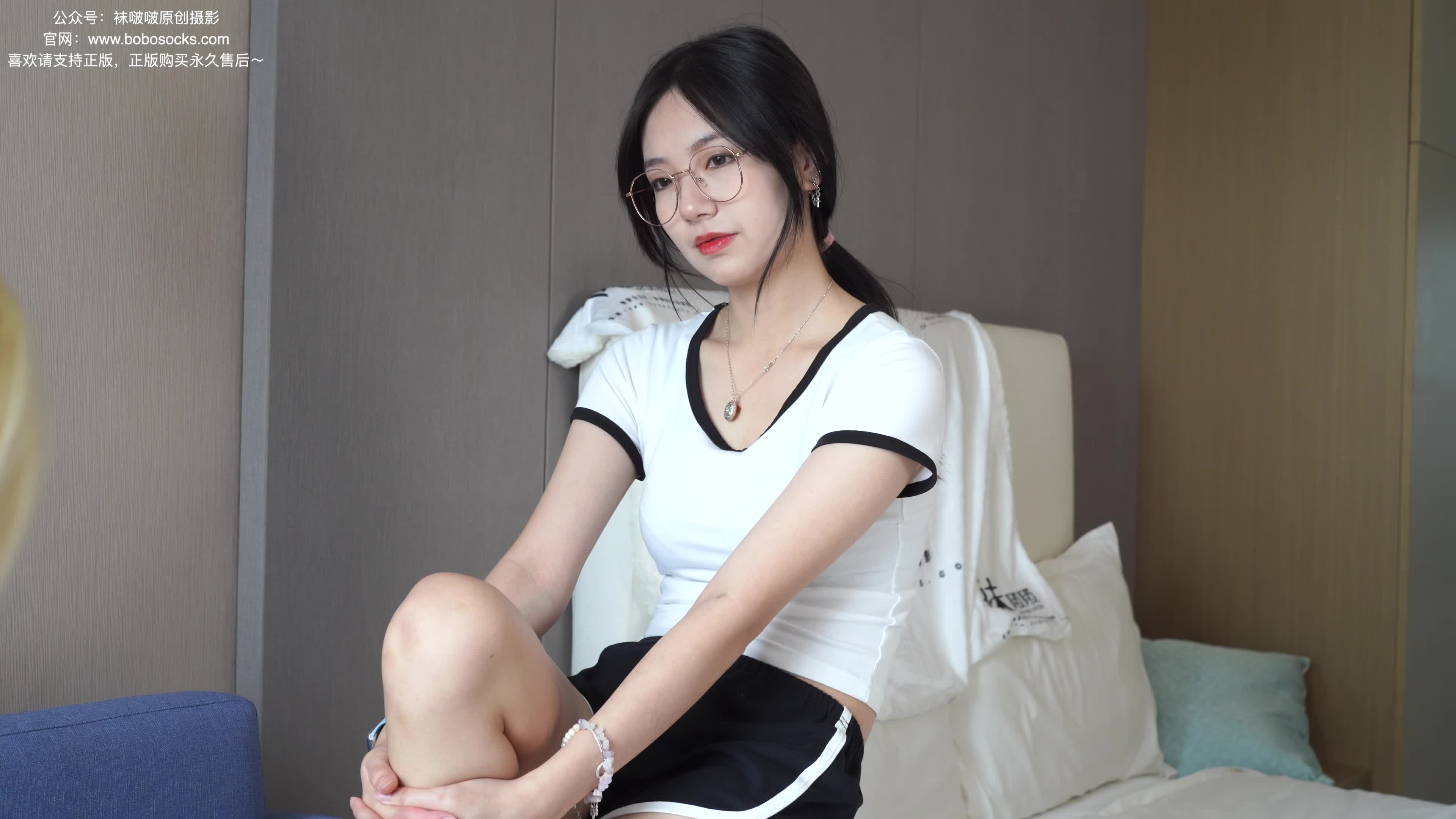 BoBoSocks袜啵啵_NO.189_小甜豆_贝壳头板鞋_白棉袜_裸足_169P_1V_6.93G-丽丝屋