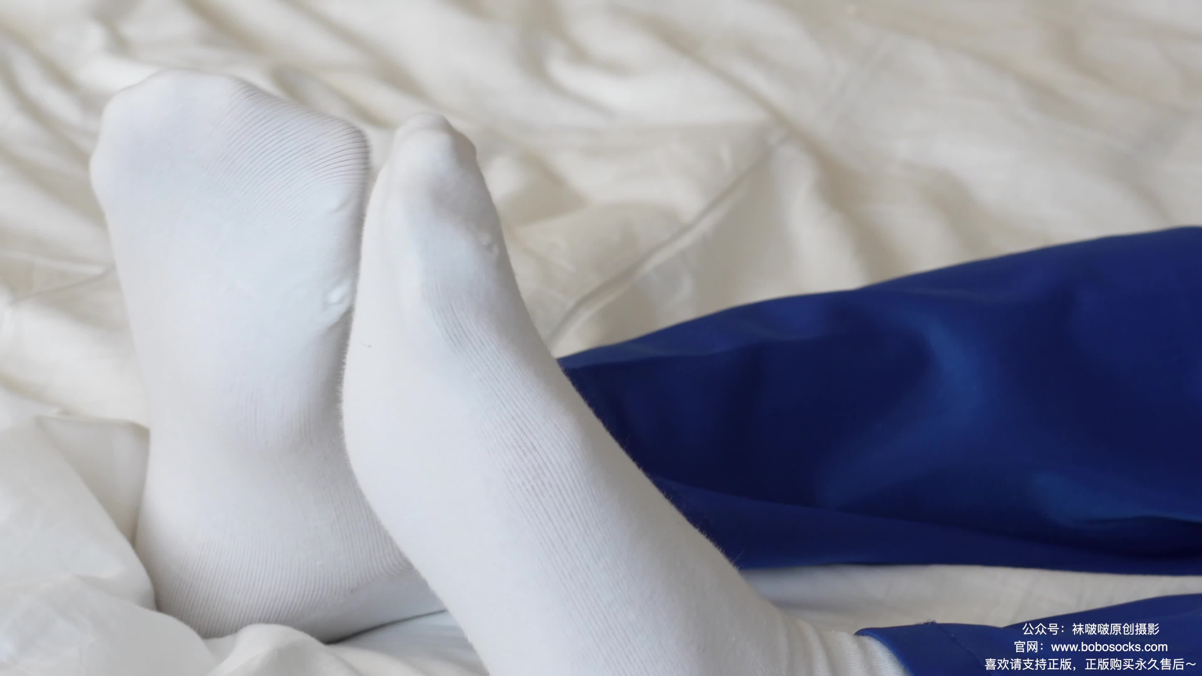 图片[4]-BoBoSocks袜啵啵_NO.193_小沫_贝壳头板鞋_白棉袜_肉丝_脚尖透明款_校服裤里丝_141P_1V_6.07G-丽丝屋