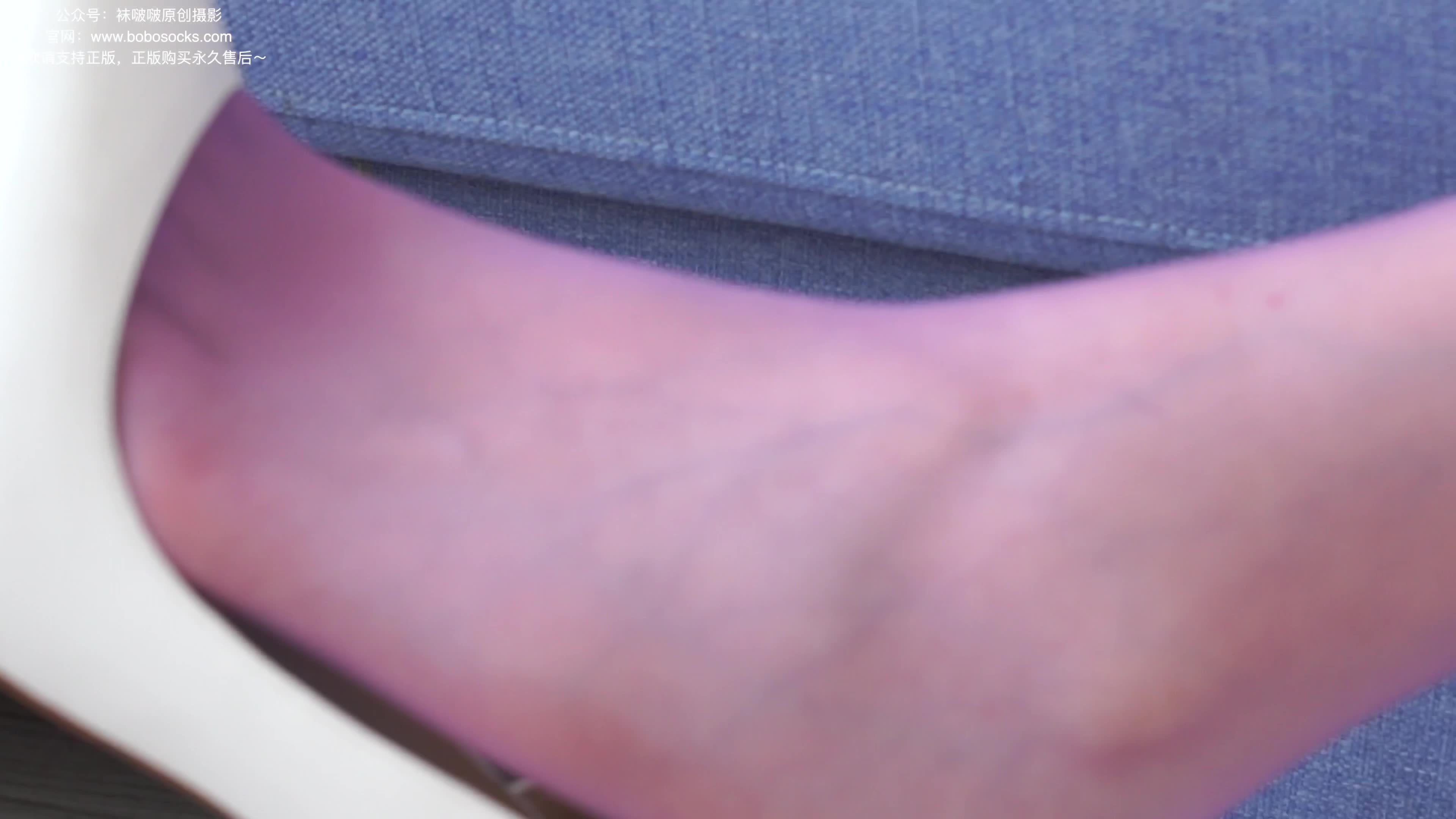 图片[3]-BoBoSocks袜啵啵_NO.205_小甜豆_白色高跟鞋_紫色油亮丝袜_140P_1V_5.57GB-丽丝屋