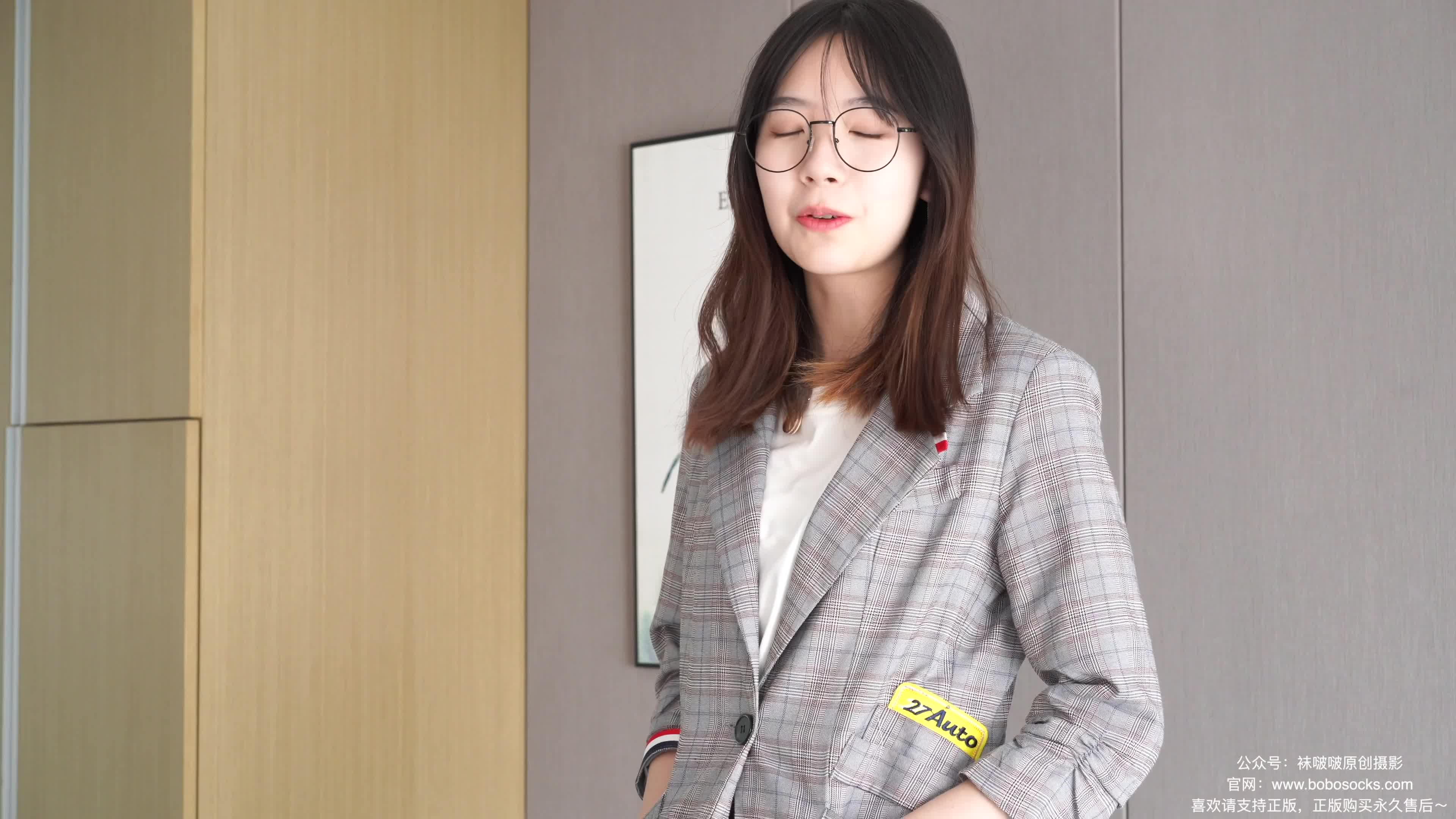 图片[5]-BoBoSocks袜啵啵_NO.210_小甜豆_皮鞋_厚灰丝_ol装_140P_1V_5.63GB-丽丝屋