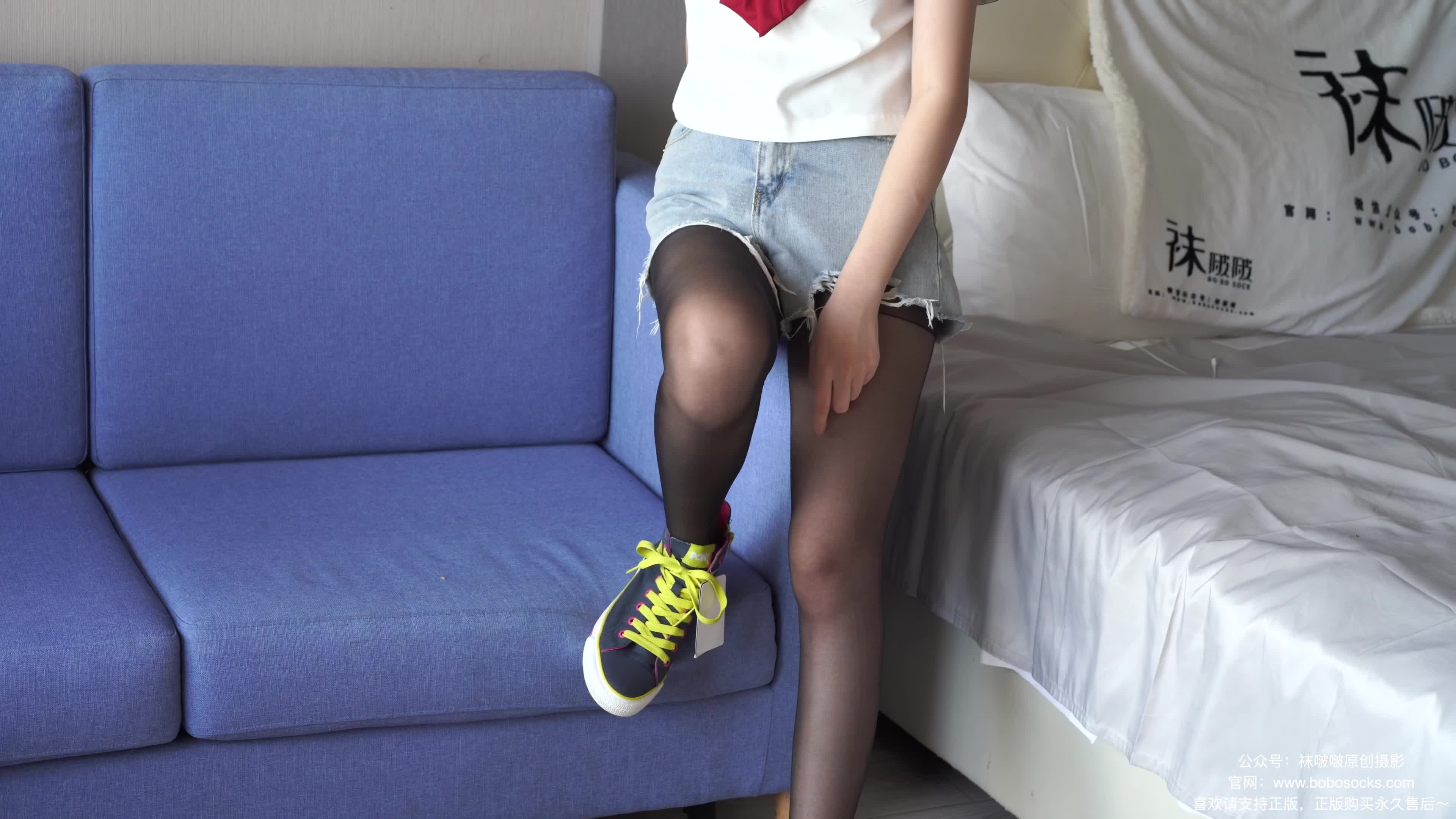 图片[4]-BoBoSocks袜啵啵_NO.215_小甜豆_三双帆布鞋板鞋_厚白丝_黑丝_花絮版_144P_1V_6.55G-丽丝屋