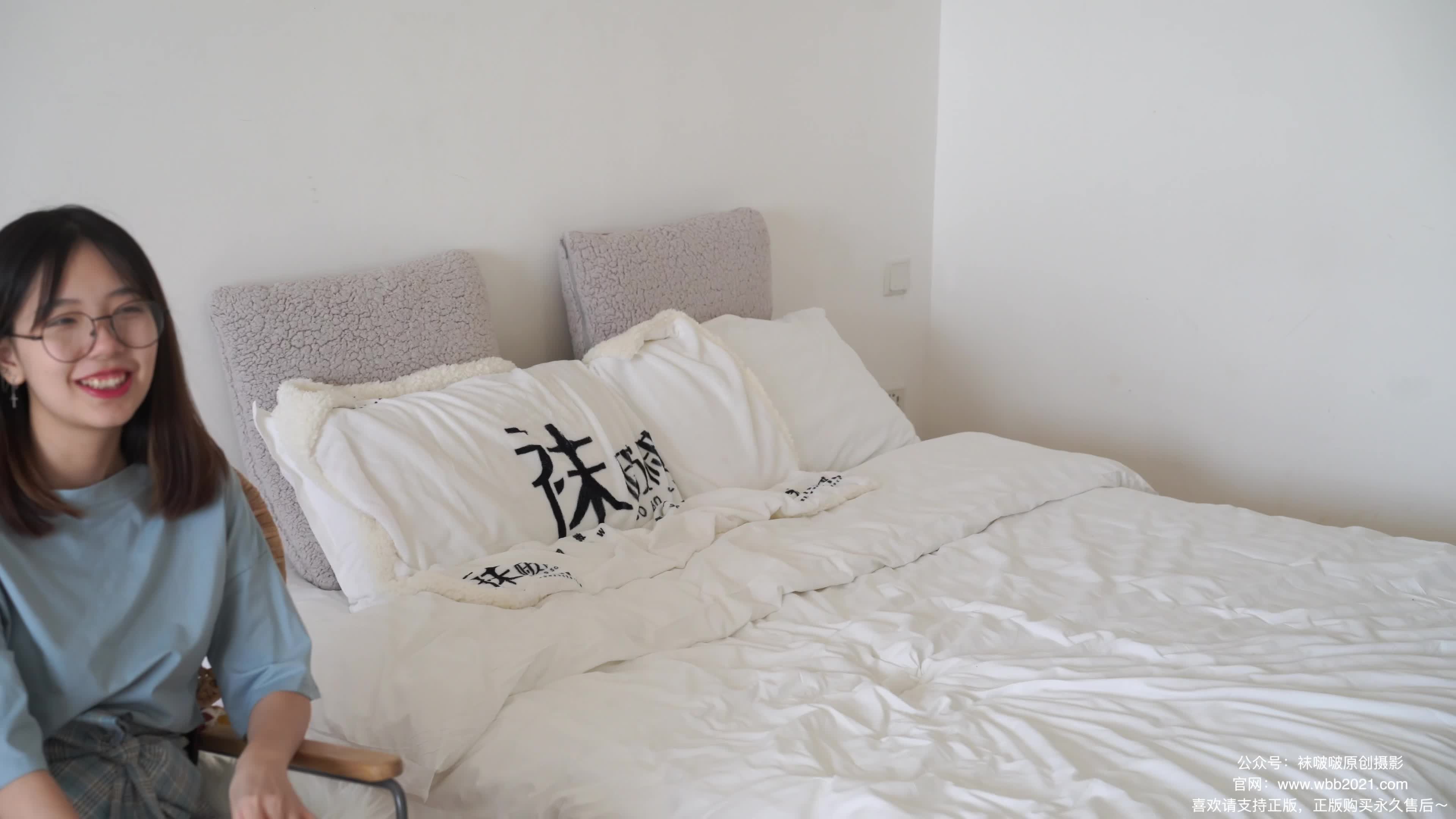 图片[5]-BoBoSocks袜啵啵_NO.239_小甜豆_棉拖鞋_灰丝_裸足_140P_1V_5.22GB-丽丝屋