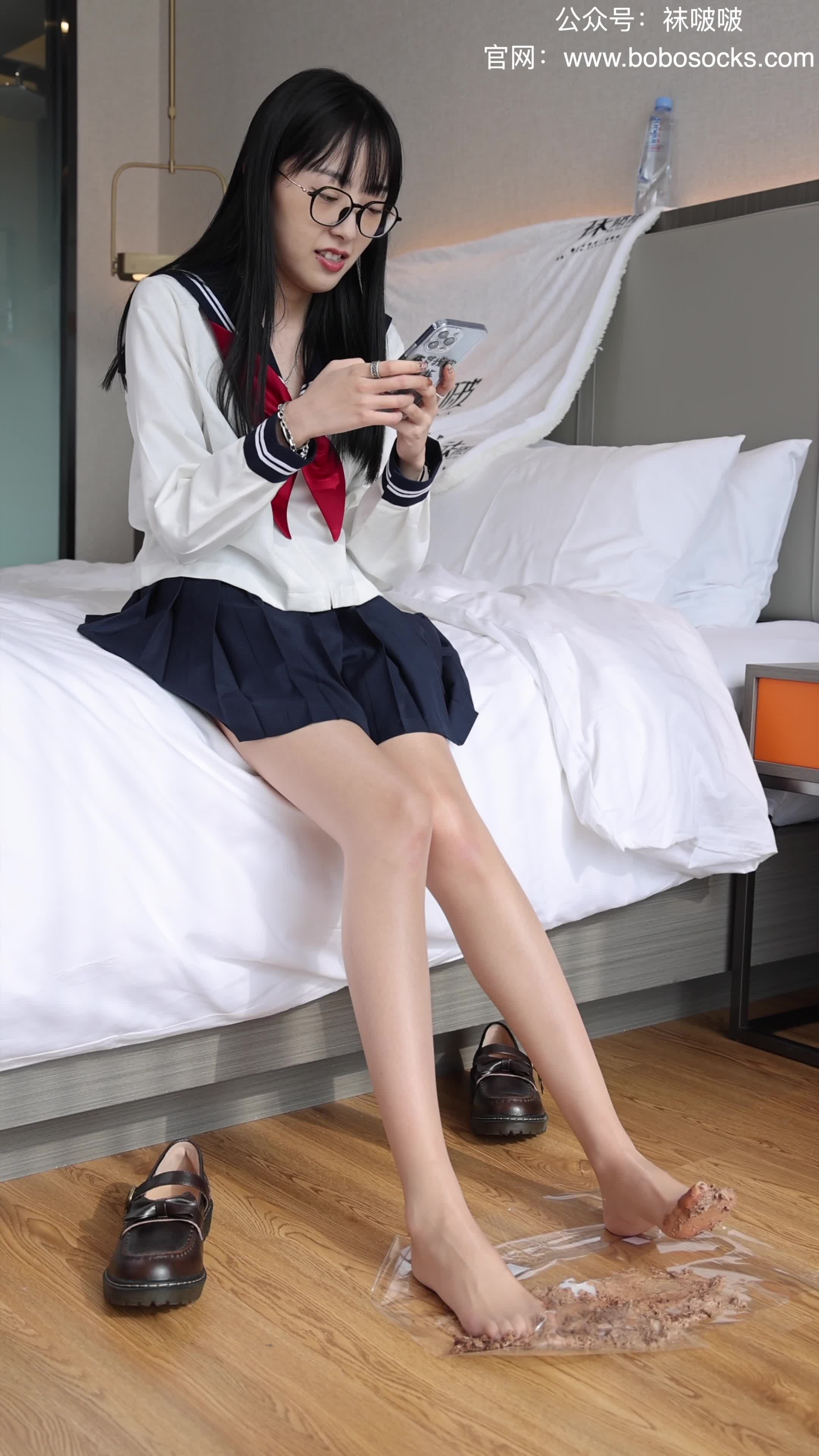 图片[3]-BoBoSocks袜啵啵_积分限定作品_NO.005_稚予_JK制服_皮鞋_油亮肉丝_常规加长版_133P1V_4.12G-丽丝屋