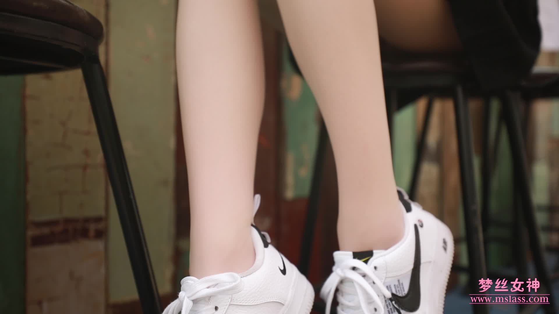 MSLASS梦丝女神_2019_05_02_NO.012_苏沐_笔直细腿_70_2P1V_1.19GB-丽丝屋