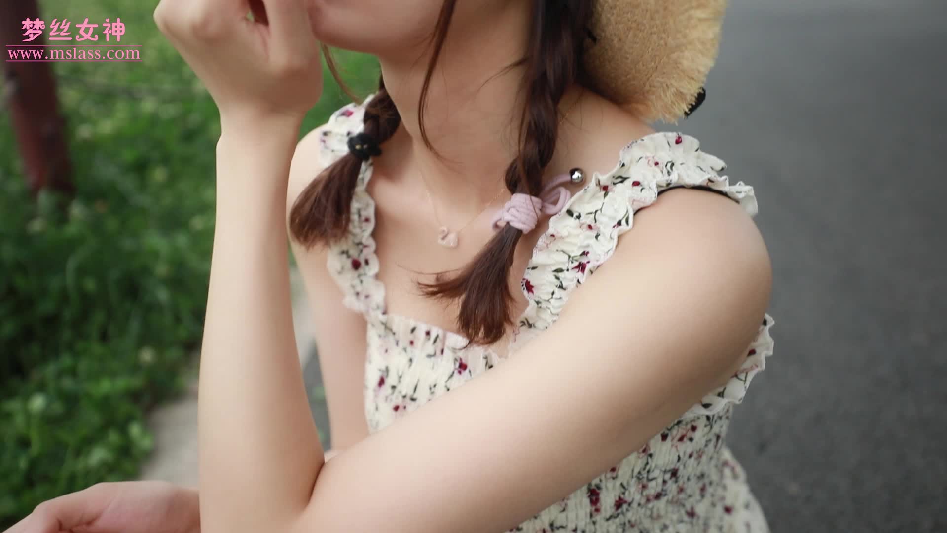 图片[4]-MSLASS梦丝女神_2019_05_13_NO.025_玥玥_田园的萌妹_78_1P1V_1.18GB-丽丝屋