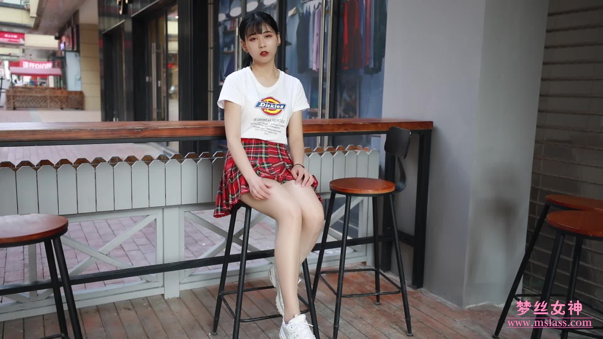 图片[2]-MSLASS梦丝女神_2019_05_23_NO.029_可岚_油光丝袜的少女_73_1P1V_911MB-丽丝屋