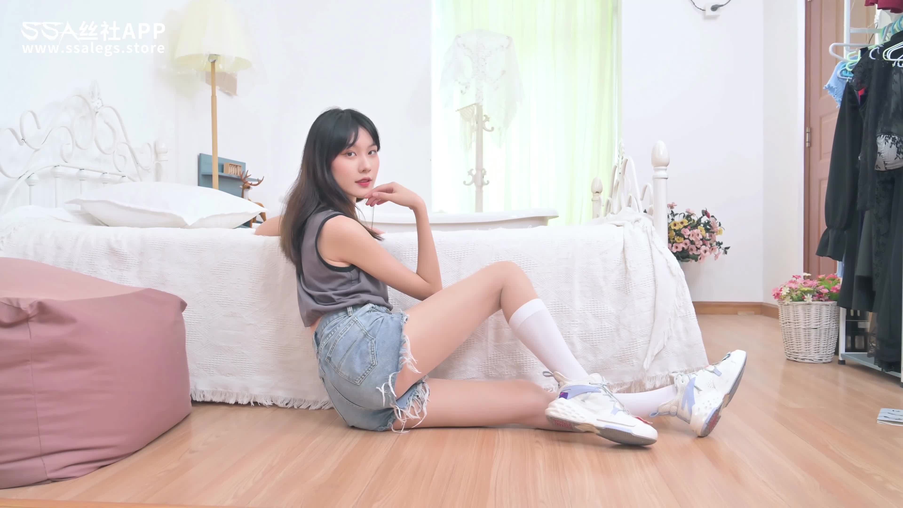 图片[4]-SSA丝社_短片_NO.131_素素_白色小腿袜_1V_525.3M-丽丝屋