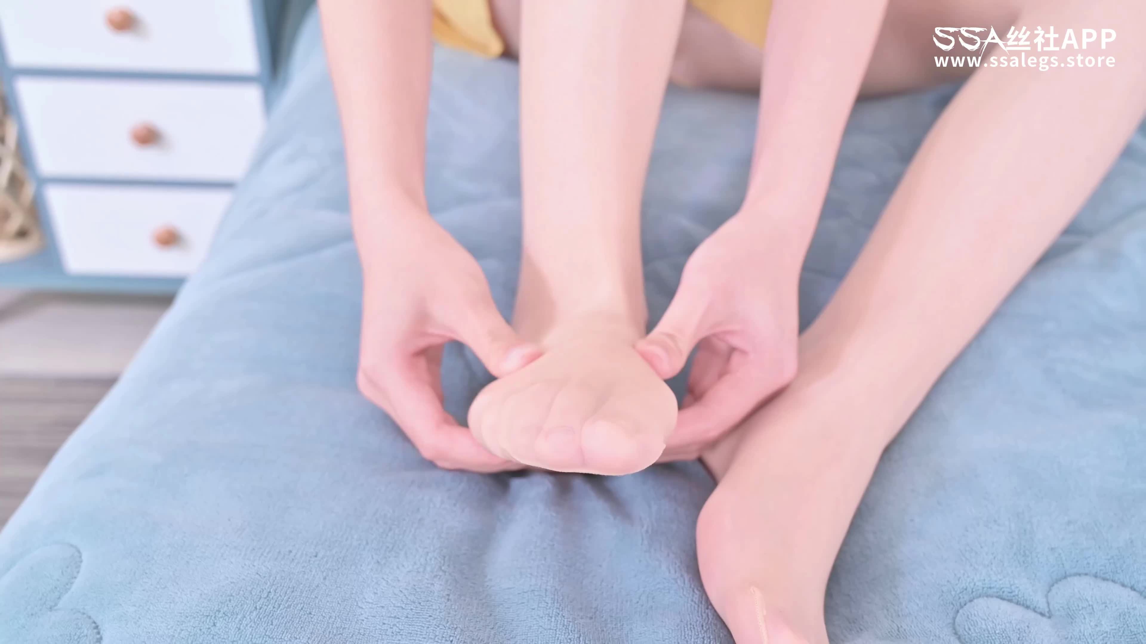 SSA丝社_短片_NO.189_晓曼_SK极光丝袜_1V_564M-丽丝屋