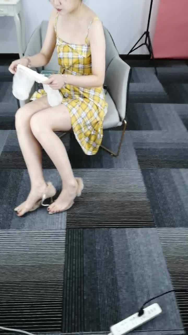 图片[4]-SiHua思话_SH019_露露_闺蜜上集_90P_2V_883MB-丽丝屋