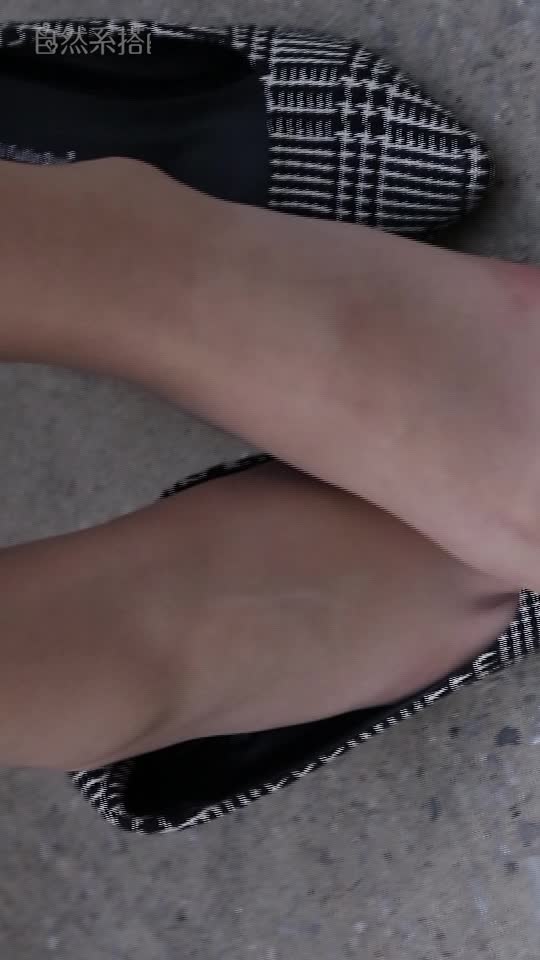 图片[4]-SiHua思话_SH032_珺洁_废墟上发现旗袍美女_珺洁_95P_2V_474M-丽丝屋