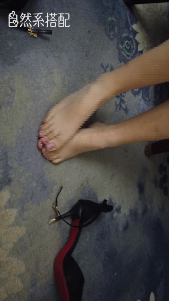 图片[4]-SiHua思话_SH042_可乐_空姐下班后的约会_89P_2V_1.35G-丽丝屋