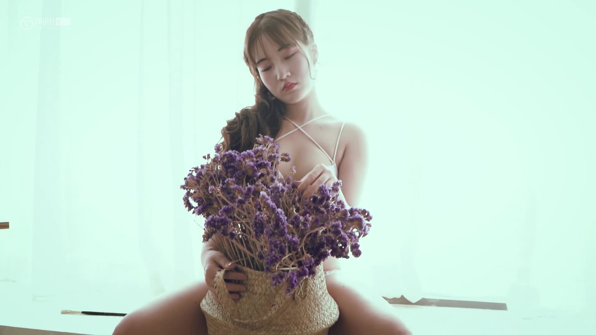 图片[5]-YALAYI雅拉伊_视频_2019.04.29_V035_自画像_顾盼兮_1V_142M-丽丝屋