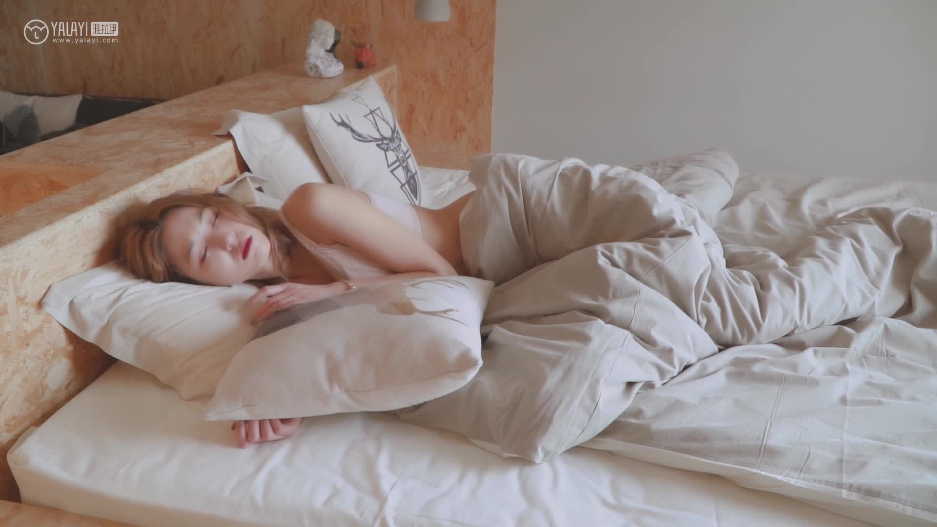 YALAYI雅拉伊_视频_2019.07.19_V055_大床房_可颐_1V_145M-丽丝屋