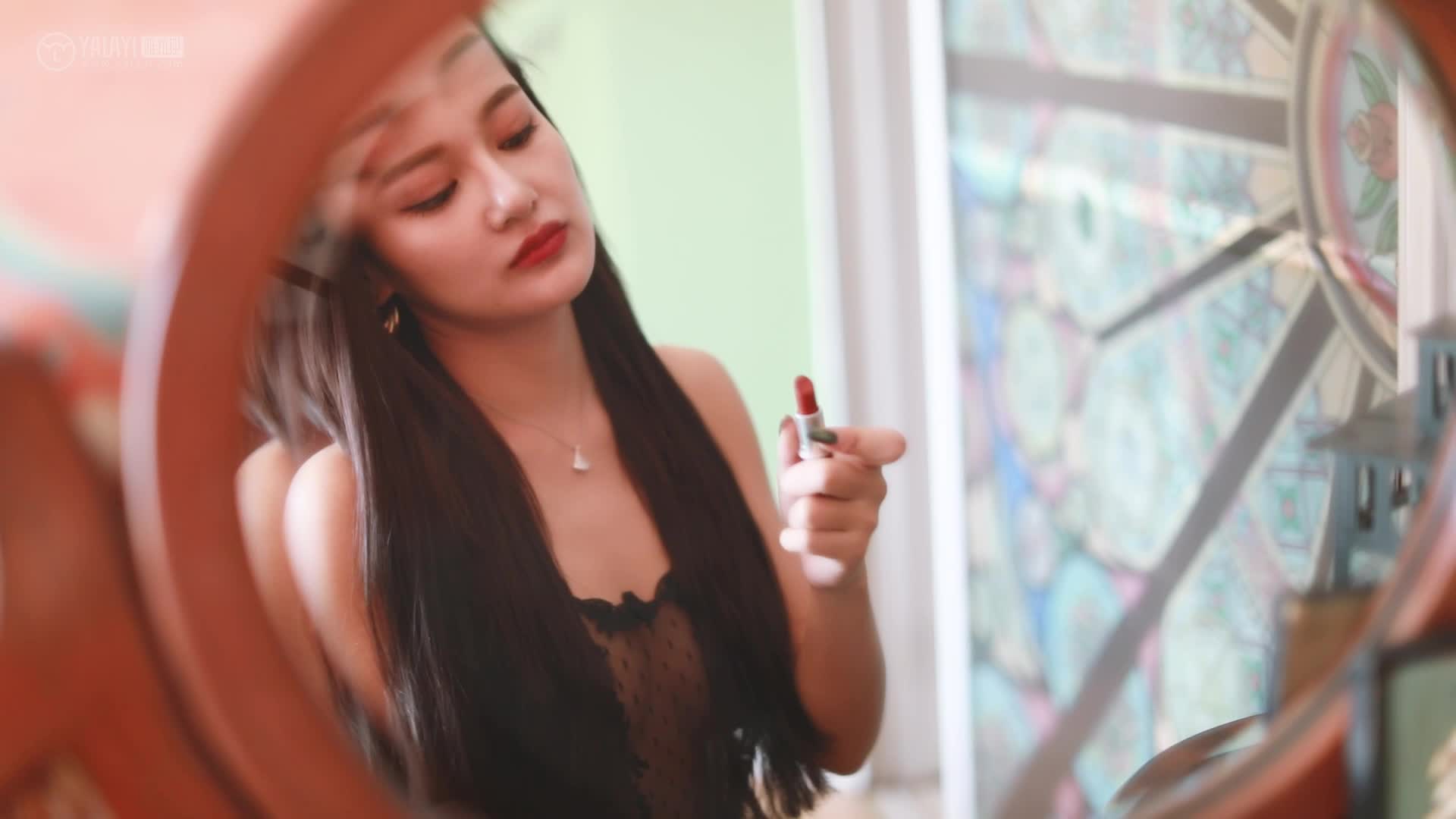 YALAYI雅拉伊_视频_2020.11.21_V151_面纱_梓杨_1V_110MB-丽丝屋