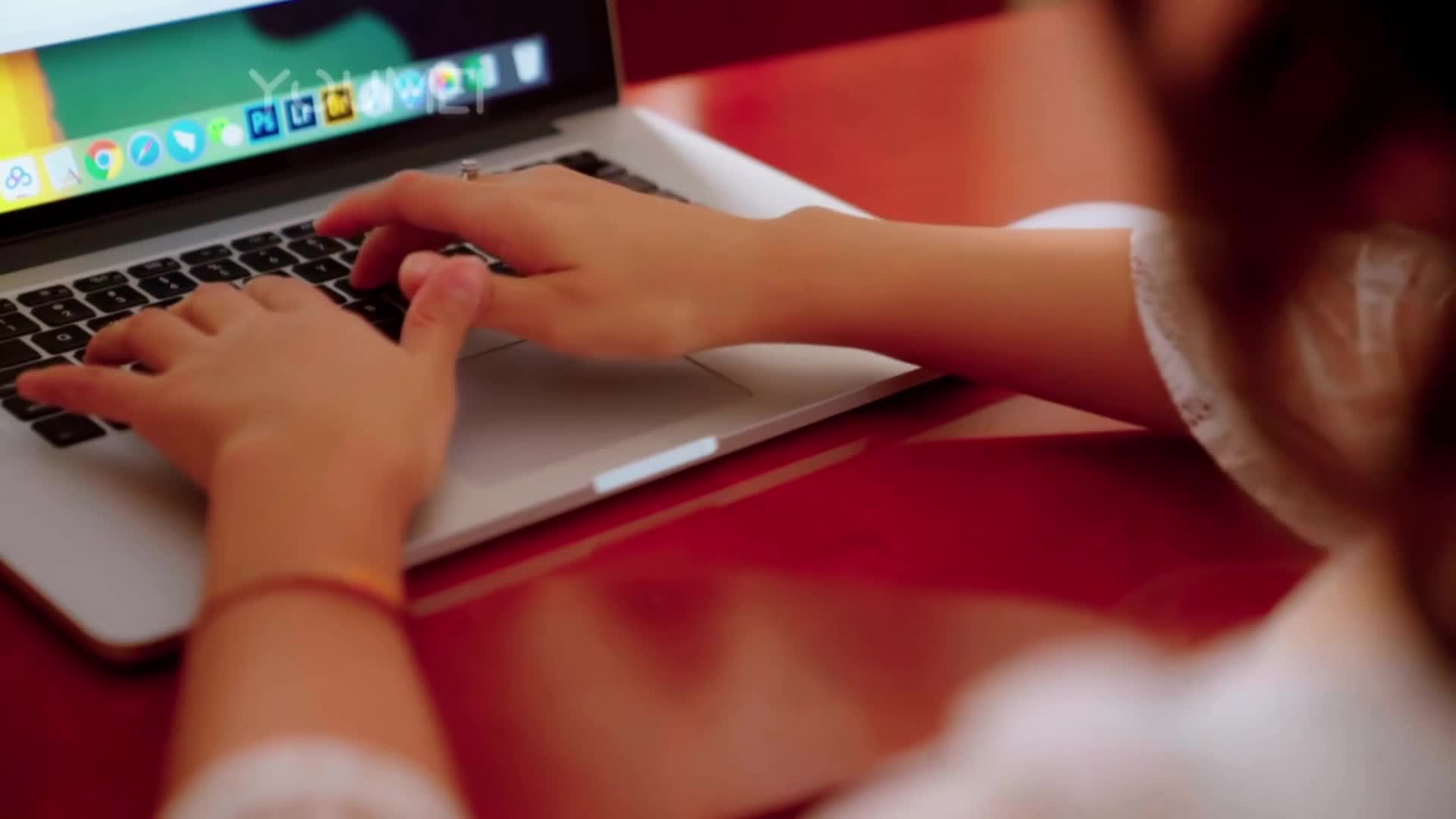 YouMei_尤美视频_2018.10.24_No.097_筱慧のOL诱惑_筱慧_MP4_87MB-丽丝屋