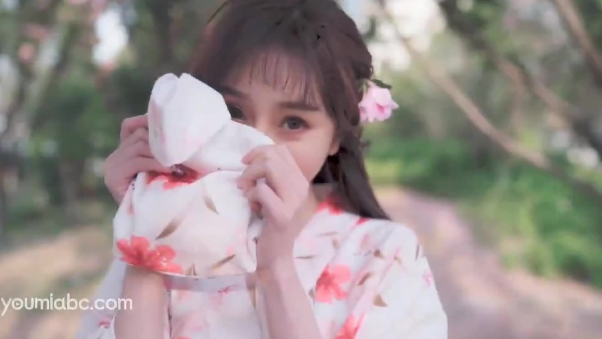 YouMei尤美_视频_2019.08.10_NO.256_樱花树下_李纤纤_1V_290MB-丽丝屋