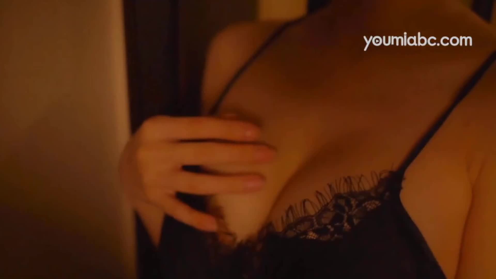 图片[2]-YouMei尤美_视频_2019.08.29_NO.292_红色高跟鞋_李纤纤_1V_137MB-丽丝屋