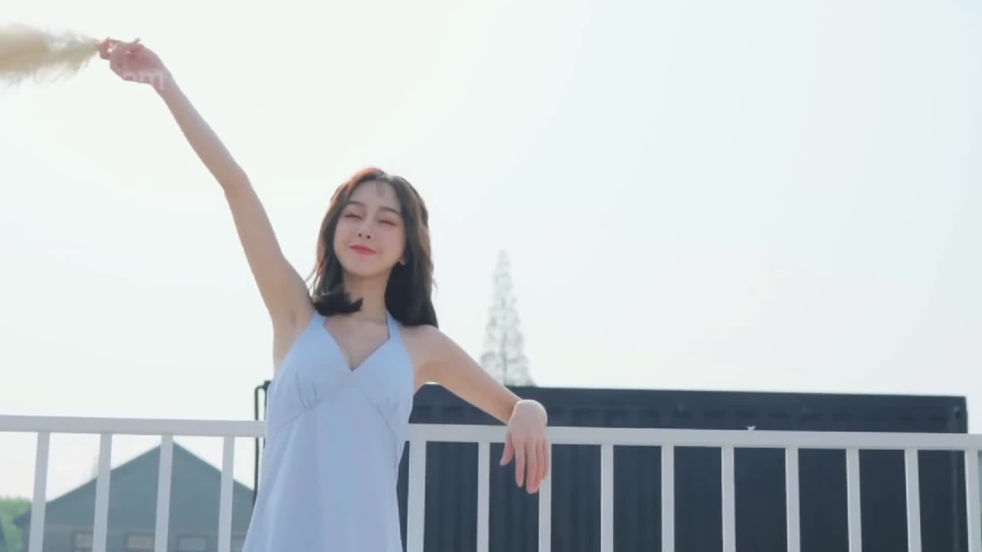 图片[3]-YouMei尤美_视频_2019.09.16_NO.339_人间四月天_李纤纤_1V_158MB-丽丝屋