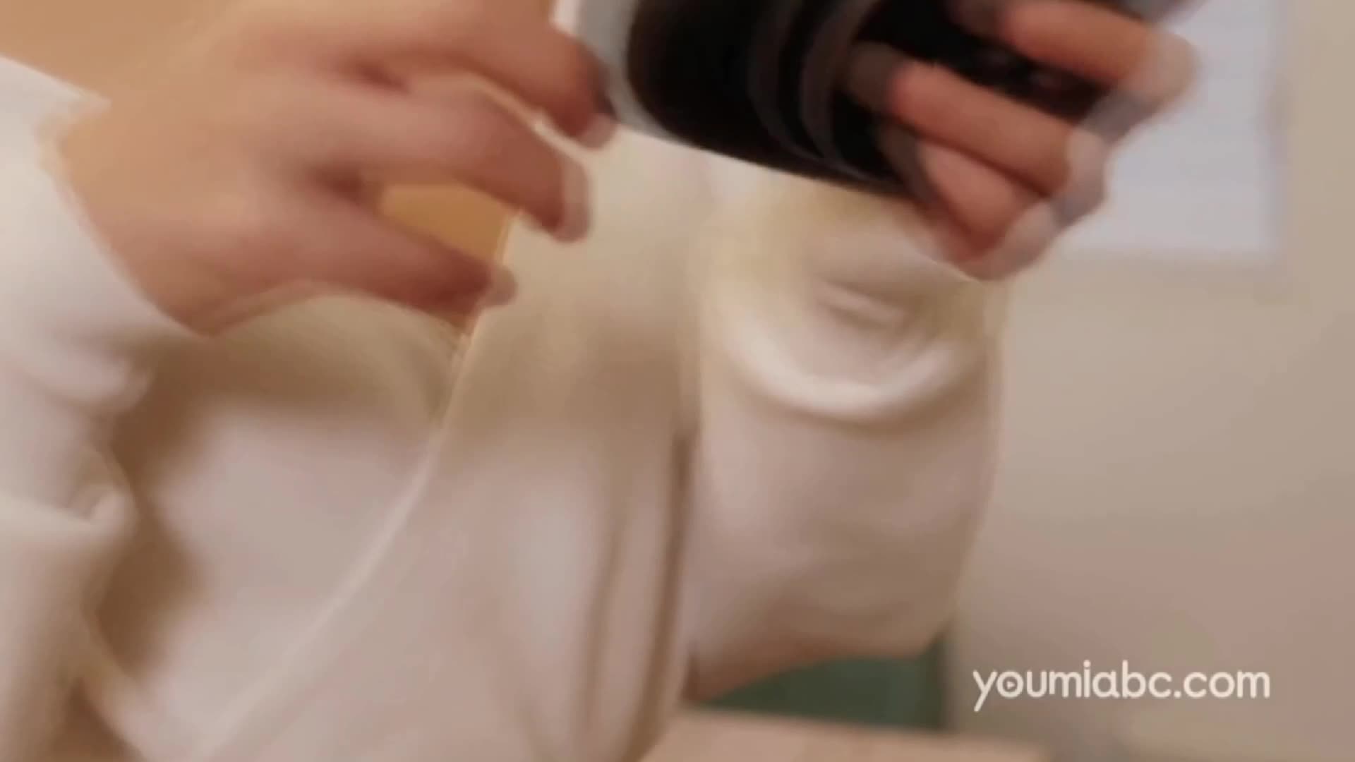 图片[3]-YouMei尤美_视频_2019.09.16_NO.340_闺房日记_何嘉颖_1V_141MB-丽丝屋