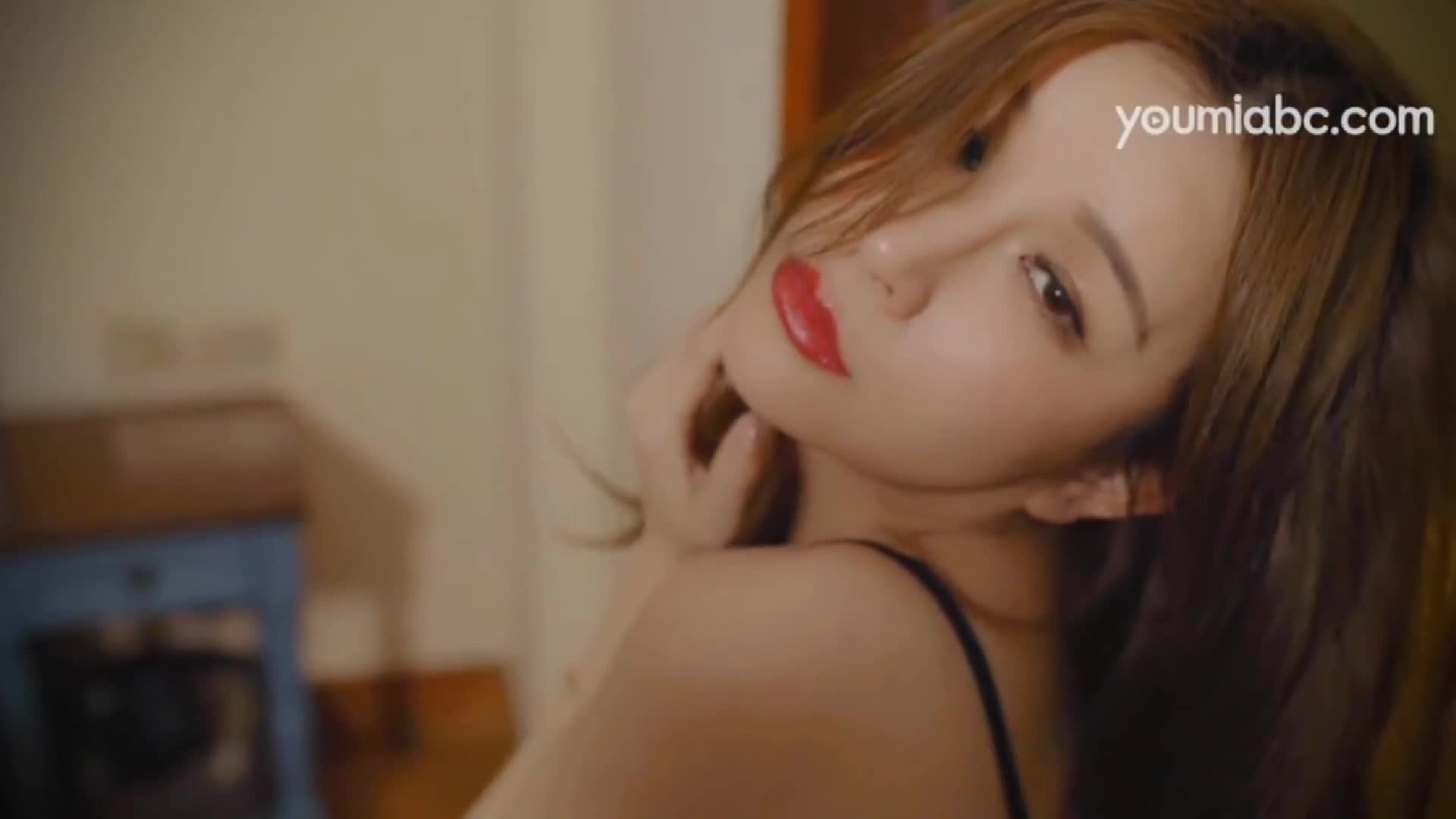 图片[2]-YouMei尤美_视频_2019.09.20_NO.360_撩人小野猫_张雨萌_1V_129MB-丽丝屋