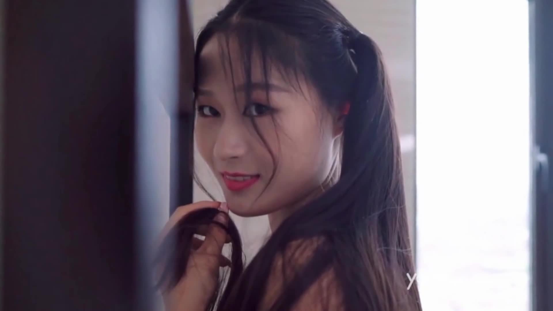 图片[3]-YouMi尤蜜_视频_2019.11.06_NO.459_活力少女_小乔_1V_139MB-丽丝屋