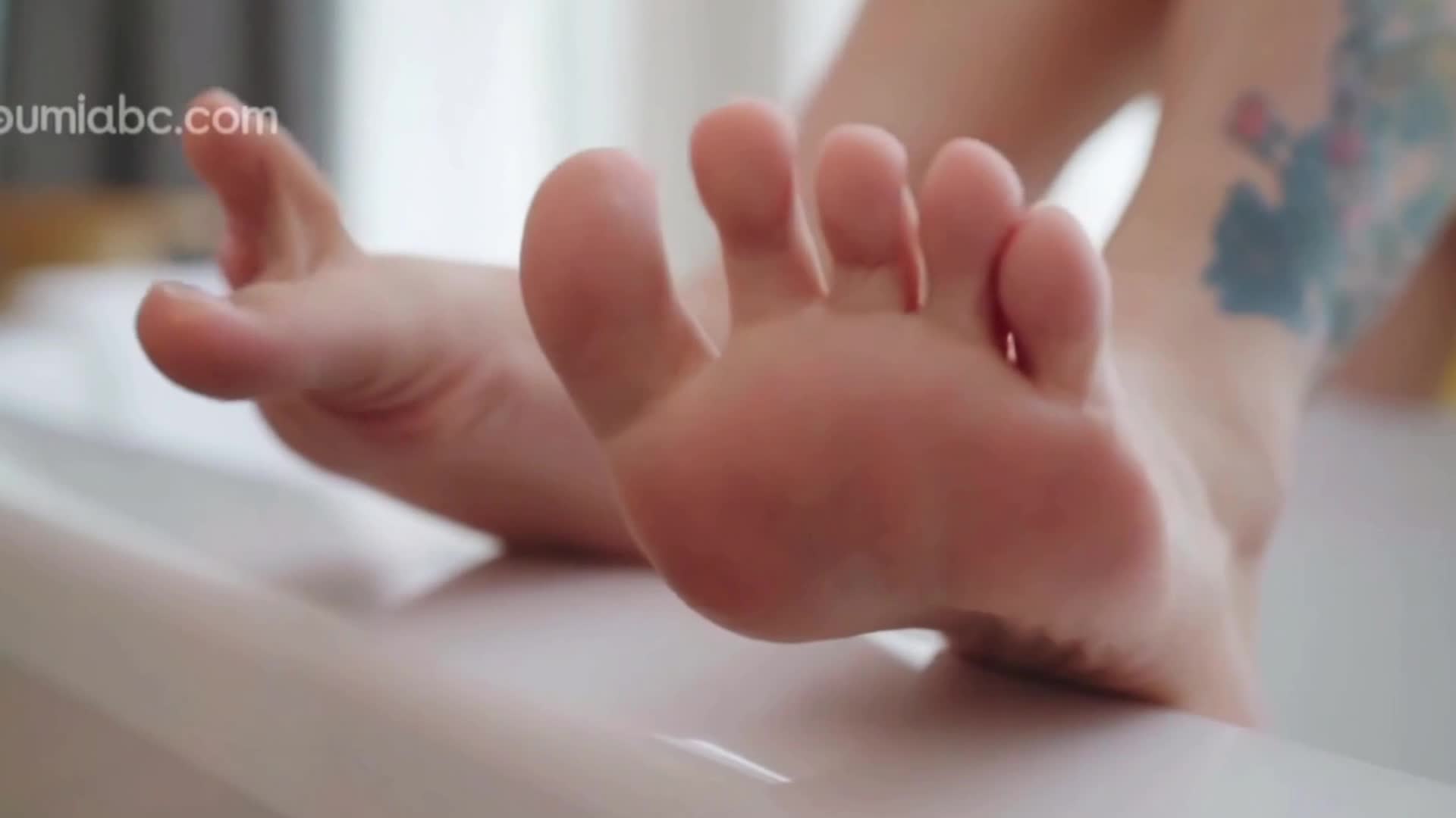 图片[4]-YouMi尤蜜_视频_2019.11.18_NO.476_卡哇伊少女_柚柚酱_1V_129MB-丽丝屋