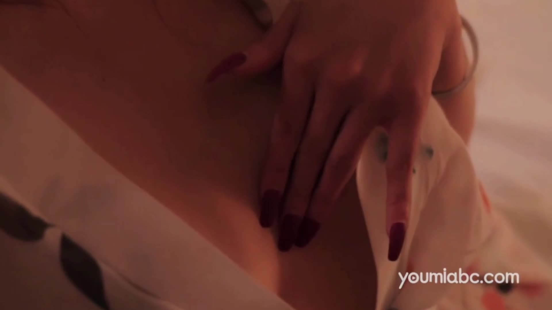 图片[3]-YouMi尤蜜_视频_2019.11.27_NO.493_妖娆黑蜘蛛_李承美_1V_144MB-丽丝屋